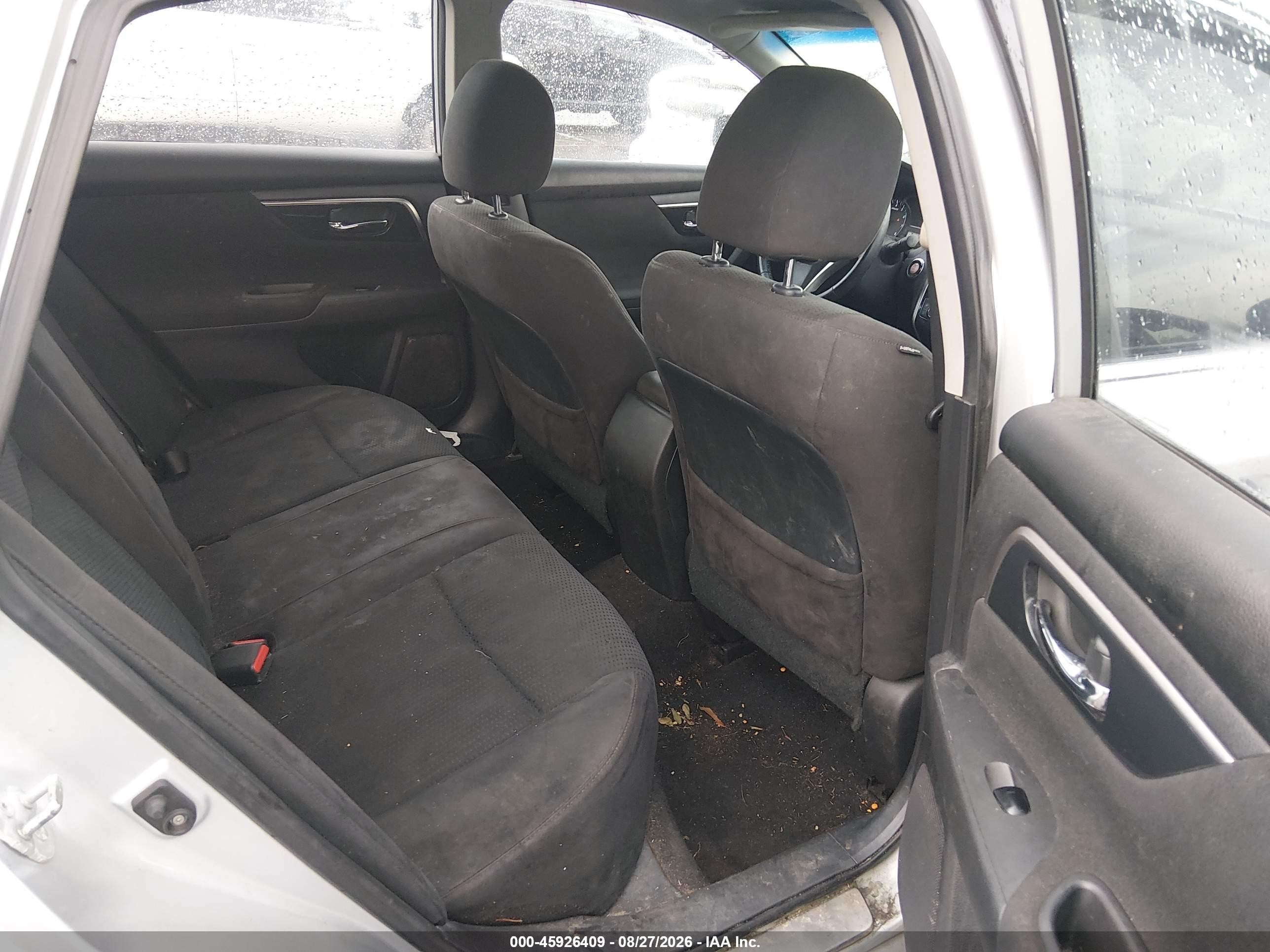 2014 Nissan Altima 2.5 Sv Серебряный vin: 1N4AL3AP5EC404626