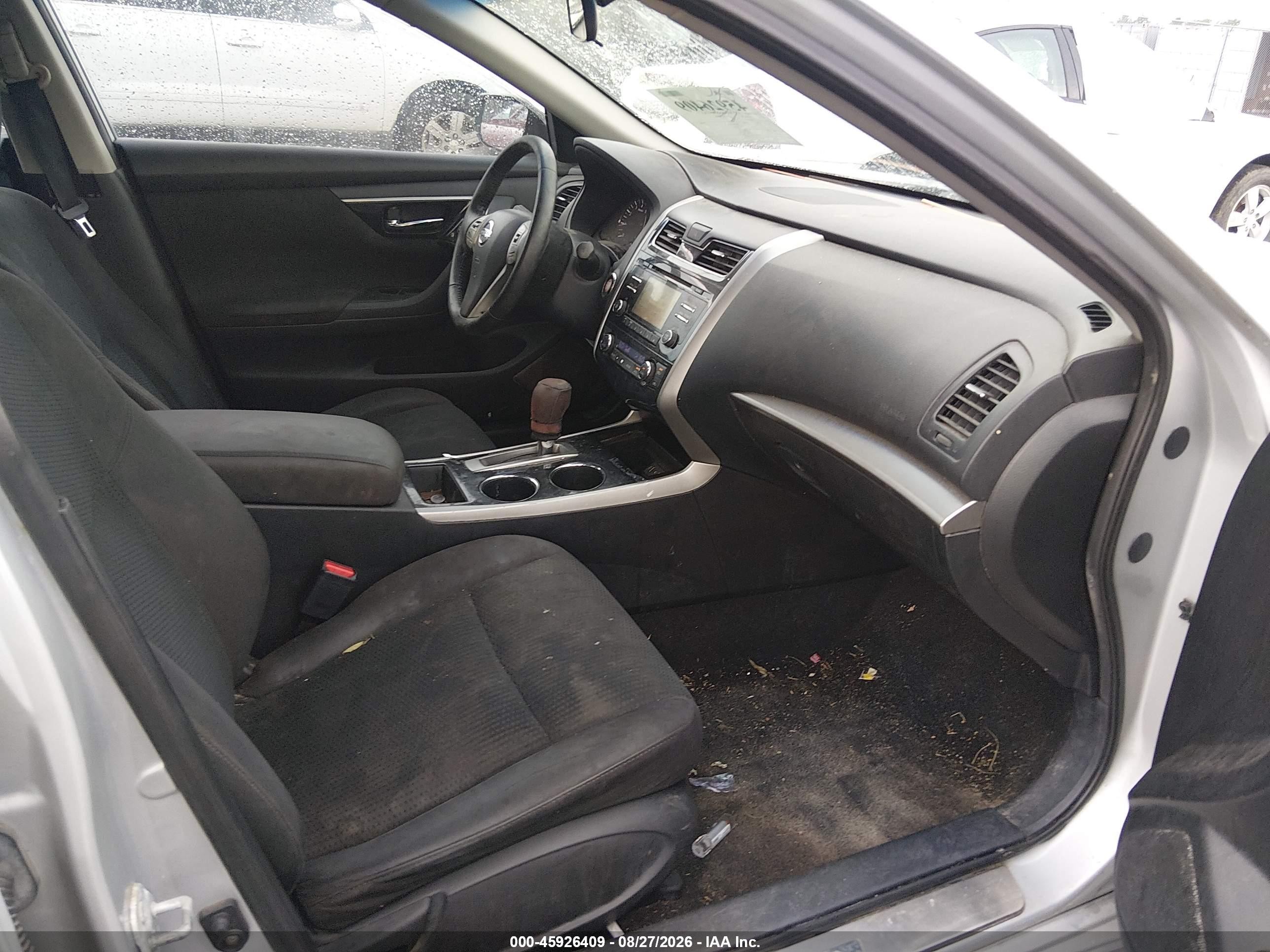 2014 Nissan Altima 2.5 Sv Серебряный vin: 1N4AL3AP5EC404626