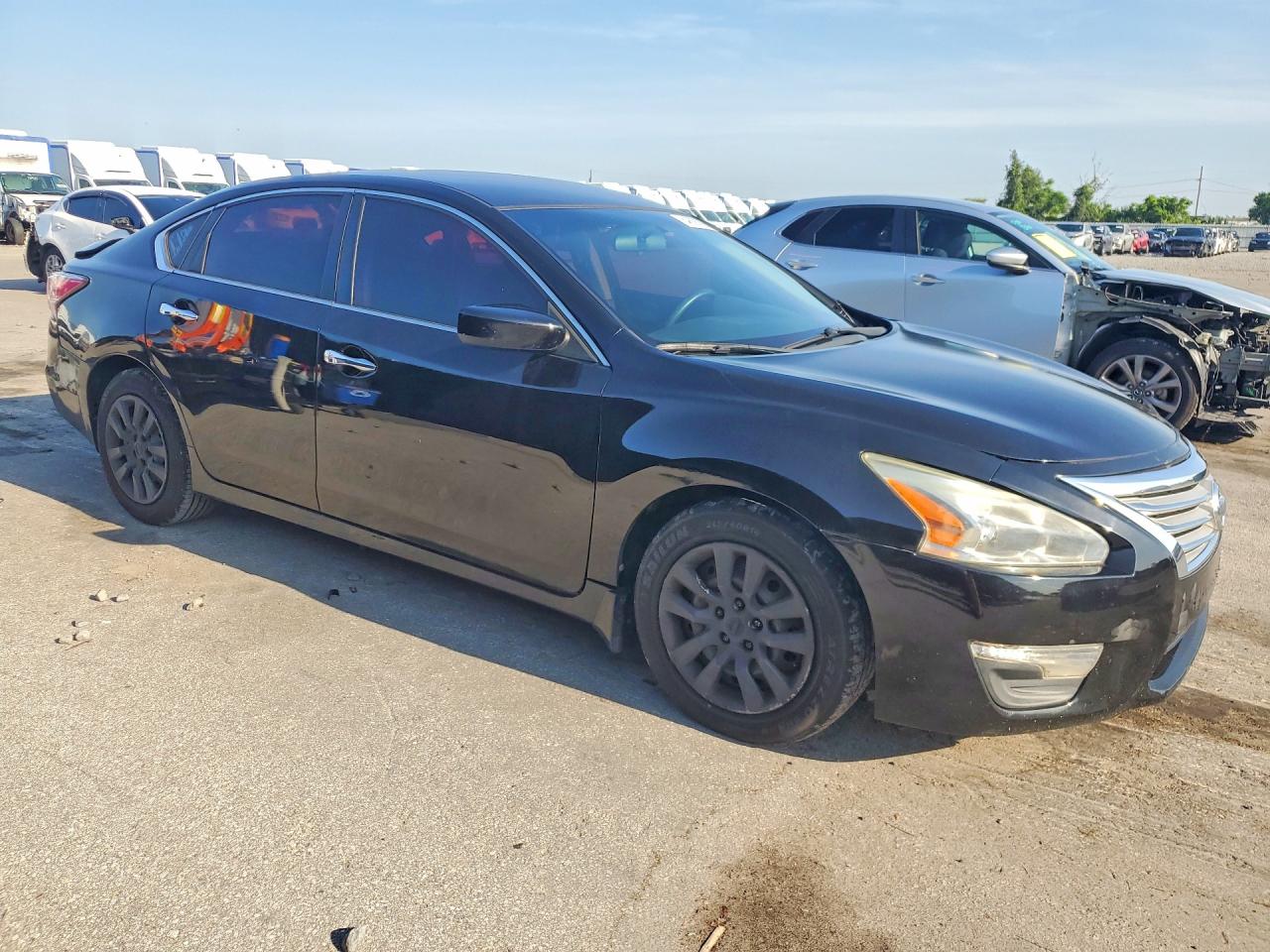 2014 Nissan Altima 2.5 S Черный vin: 1N4AL3AP5EC405551