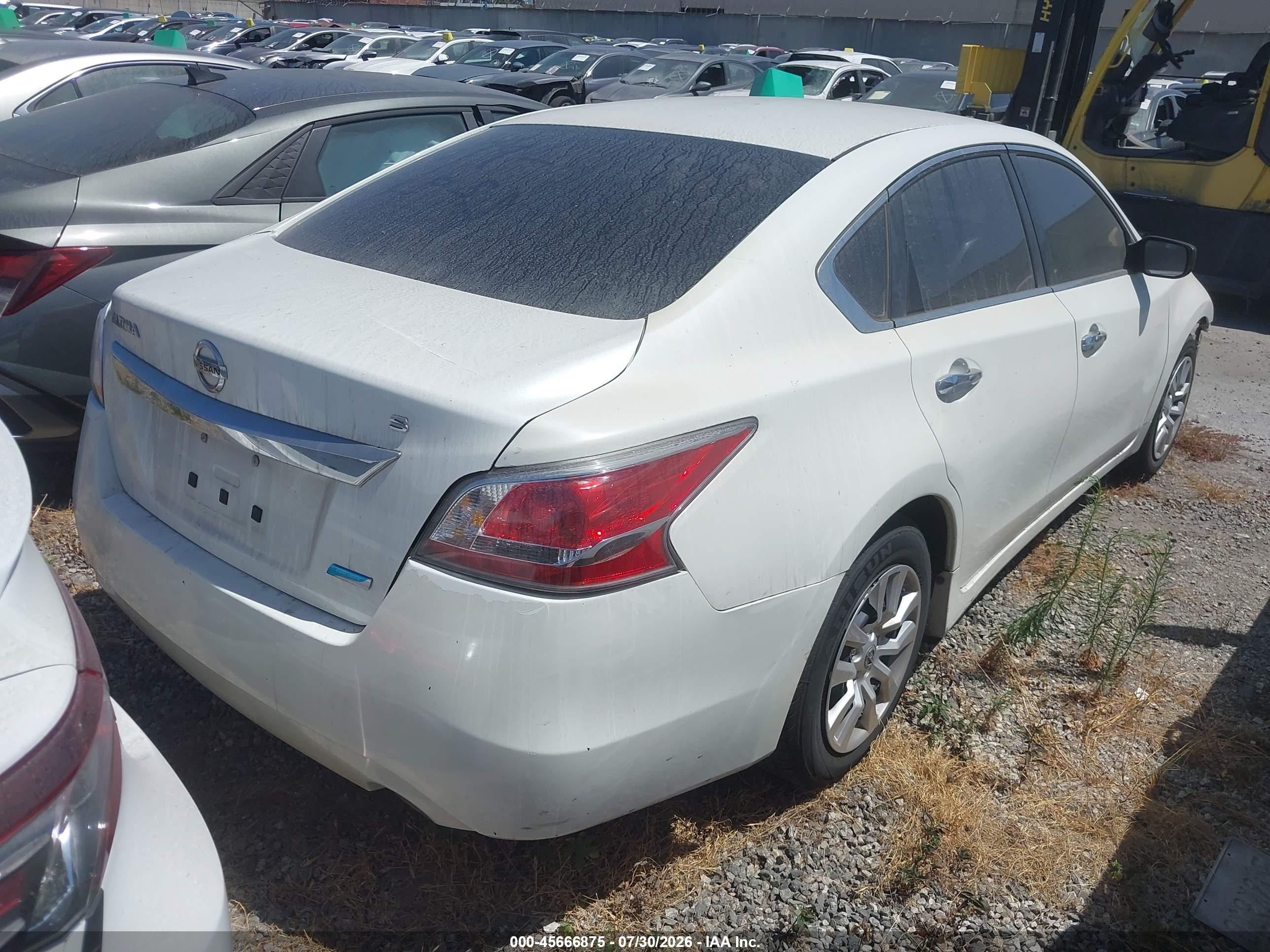 2014 Nissan Altima 2.5/2.5 S/2.5 Sl/2.5 Sv White vin: 1N4AL3AP5EC423029