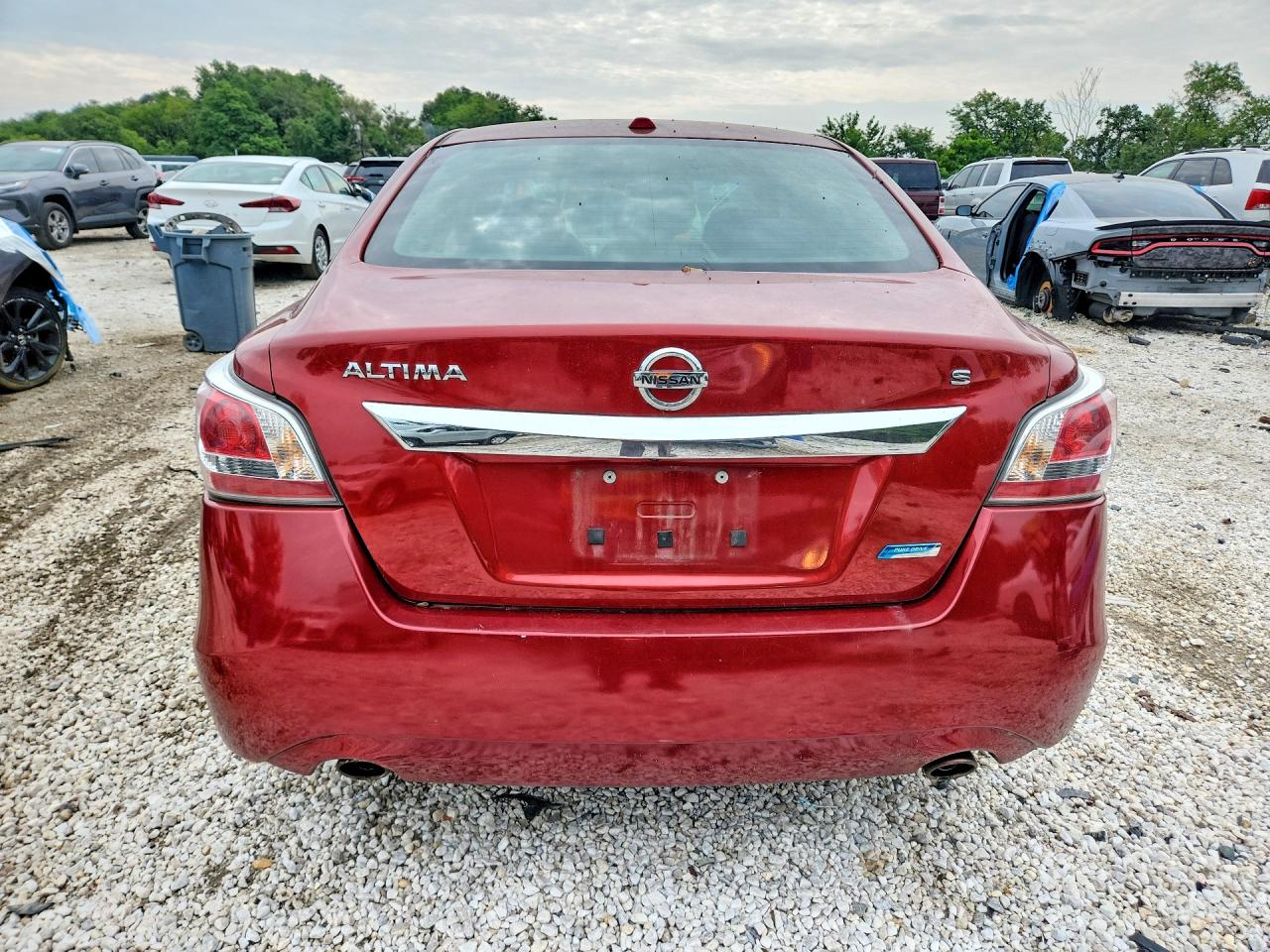 2014 Nissan Altima 2.5 S Red vin: 1N4AL3AP5EC425251