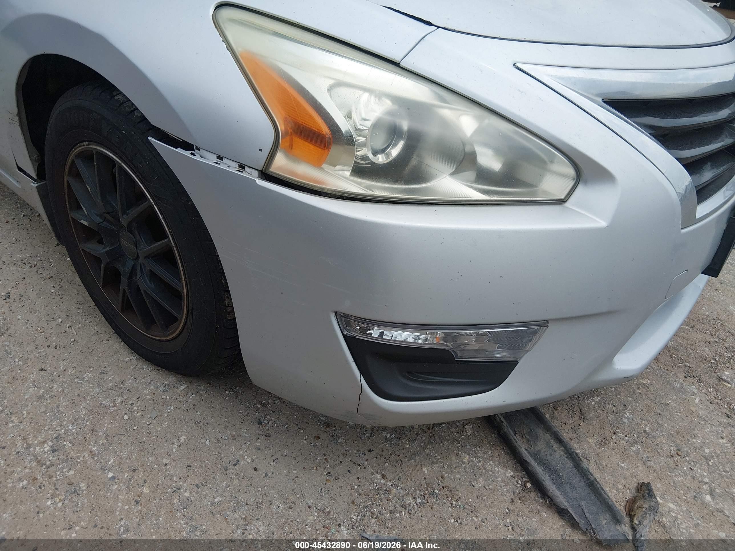 2014 Nissan Altima 2.5 S Silver vin: 1N4AL3AP5EN207525