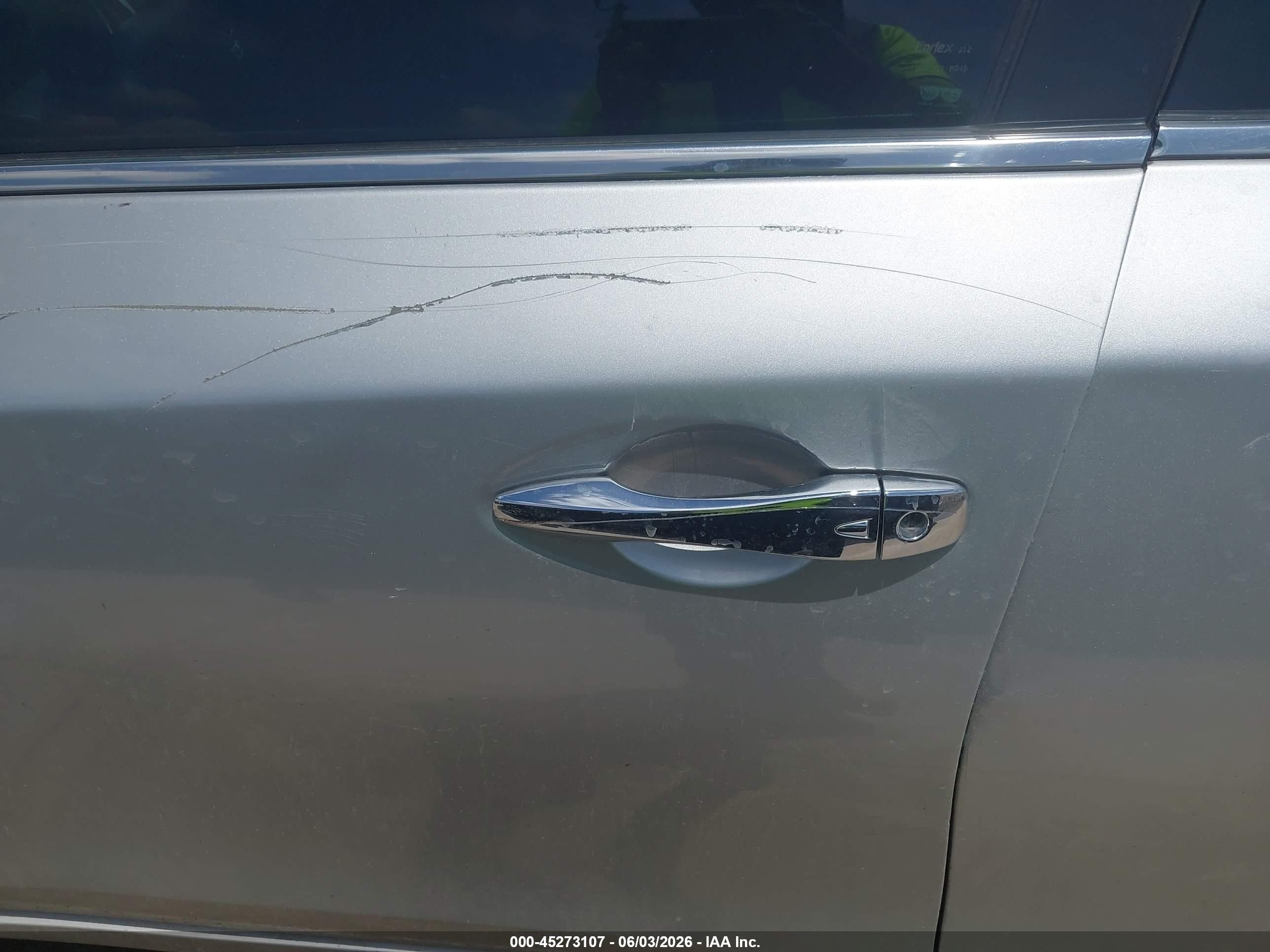 2014 Nissan Altima 2.5 S Silver vin: 1N4AL3AP5EN207685