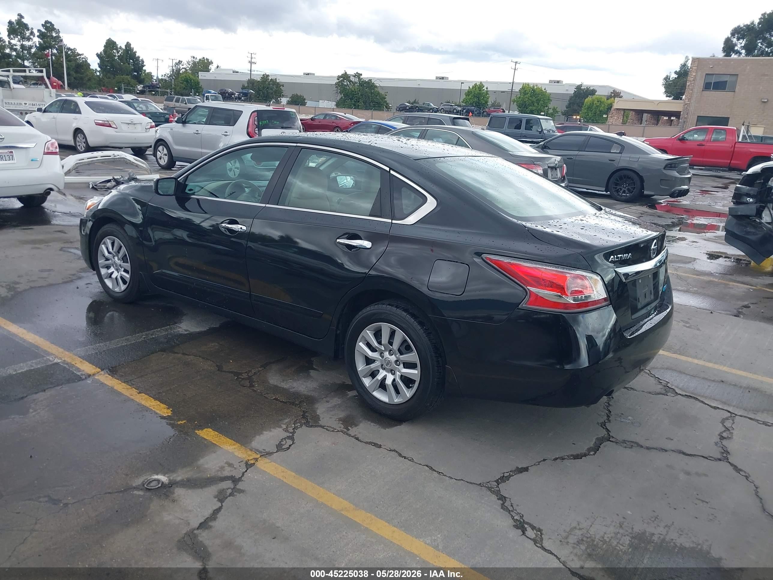 2014 Nissan Altima 2.5 S Black vin: 1N4AL3AP5EN212496