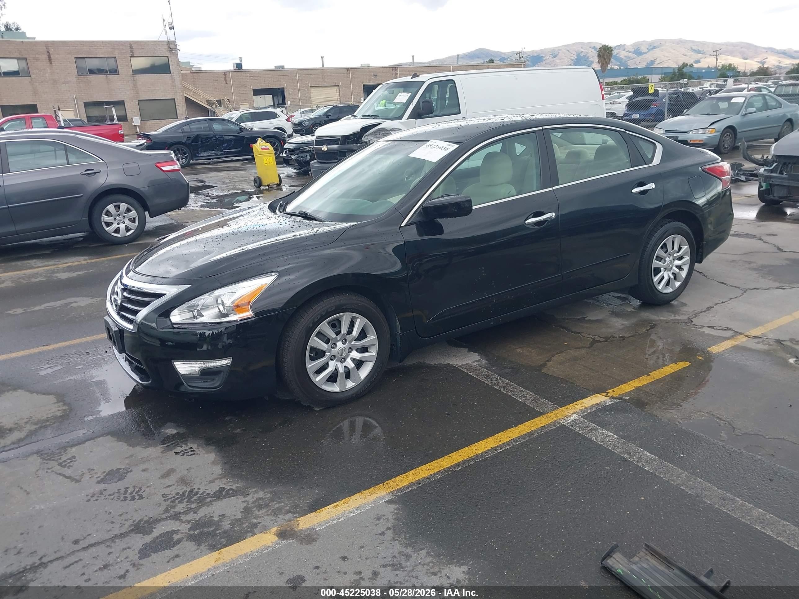 2014 Nissan Altima 2.5 S Black vin: 1N4AL3AP5EN212496