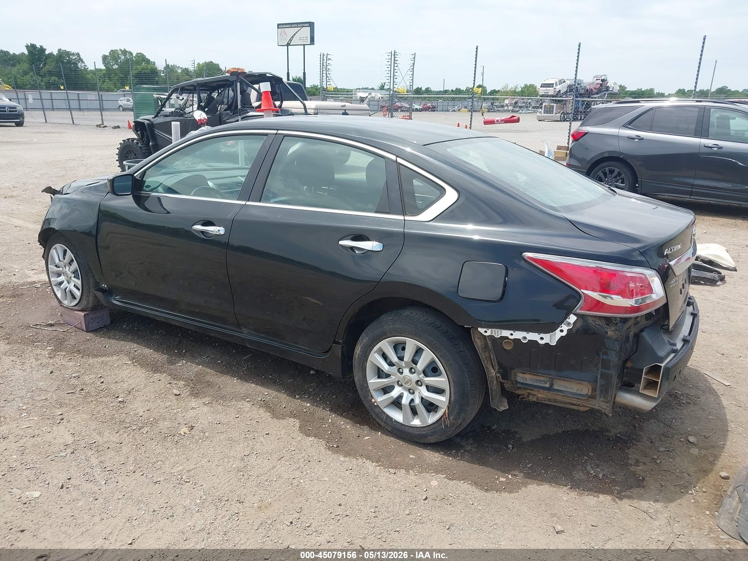 2014 Nissan Altima 2.5 S Черный vin: 1N4AL3AP5EN224650