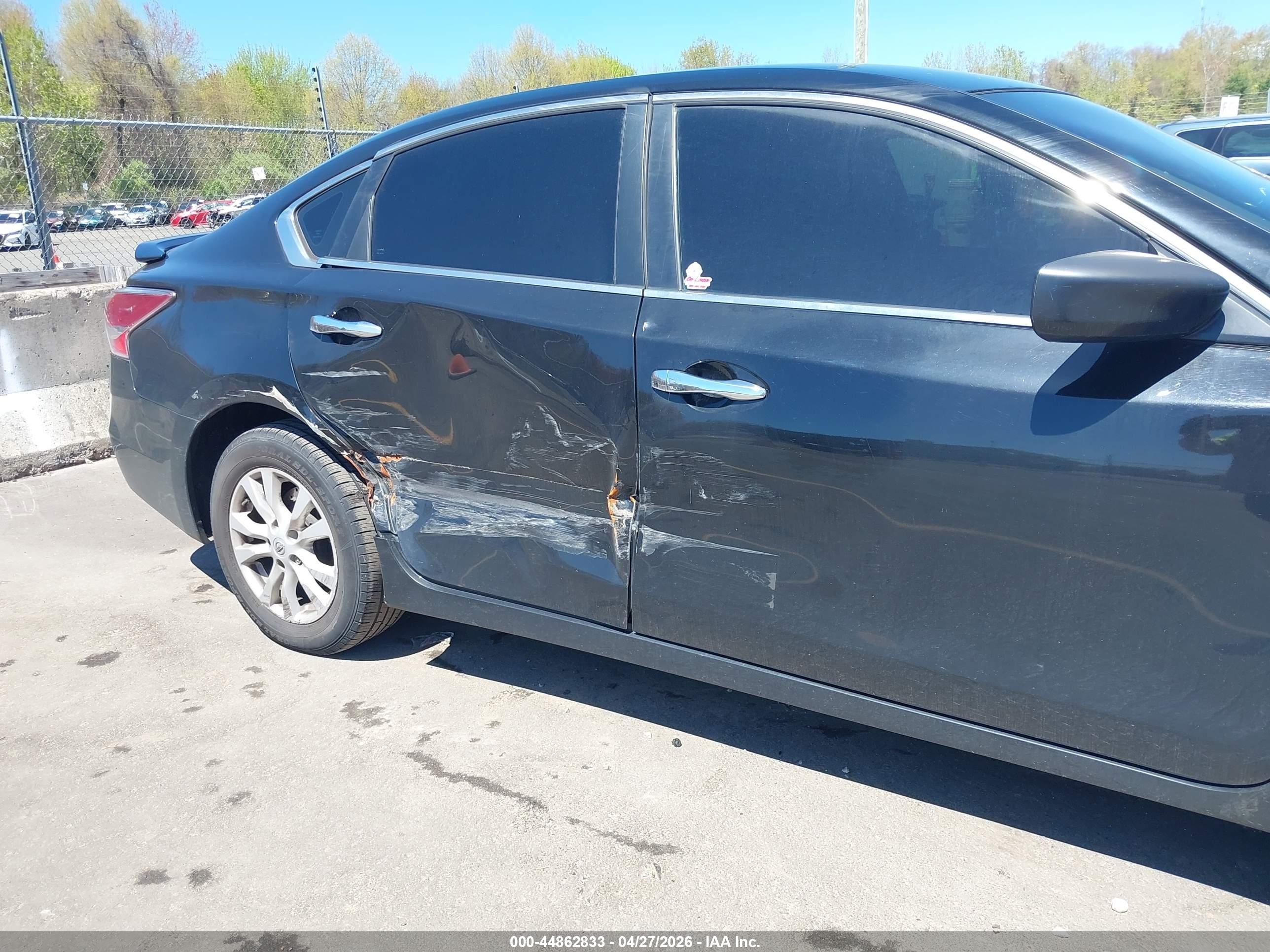 2014 Nissan Altima 2.5 S Черный vin: 1N4AL3AP5EN237625