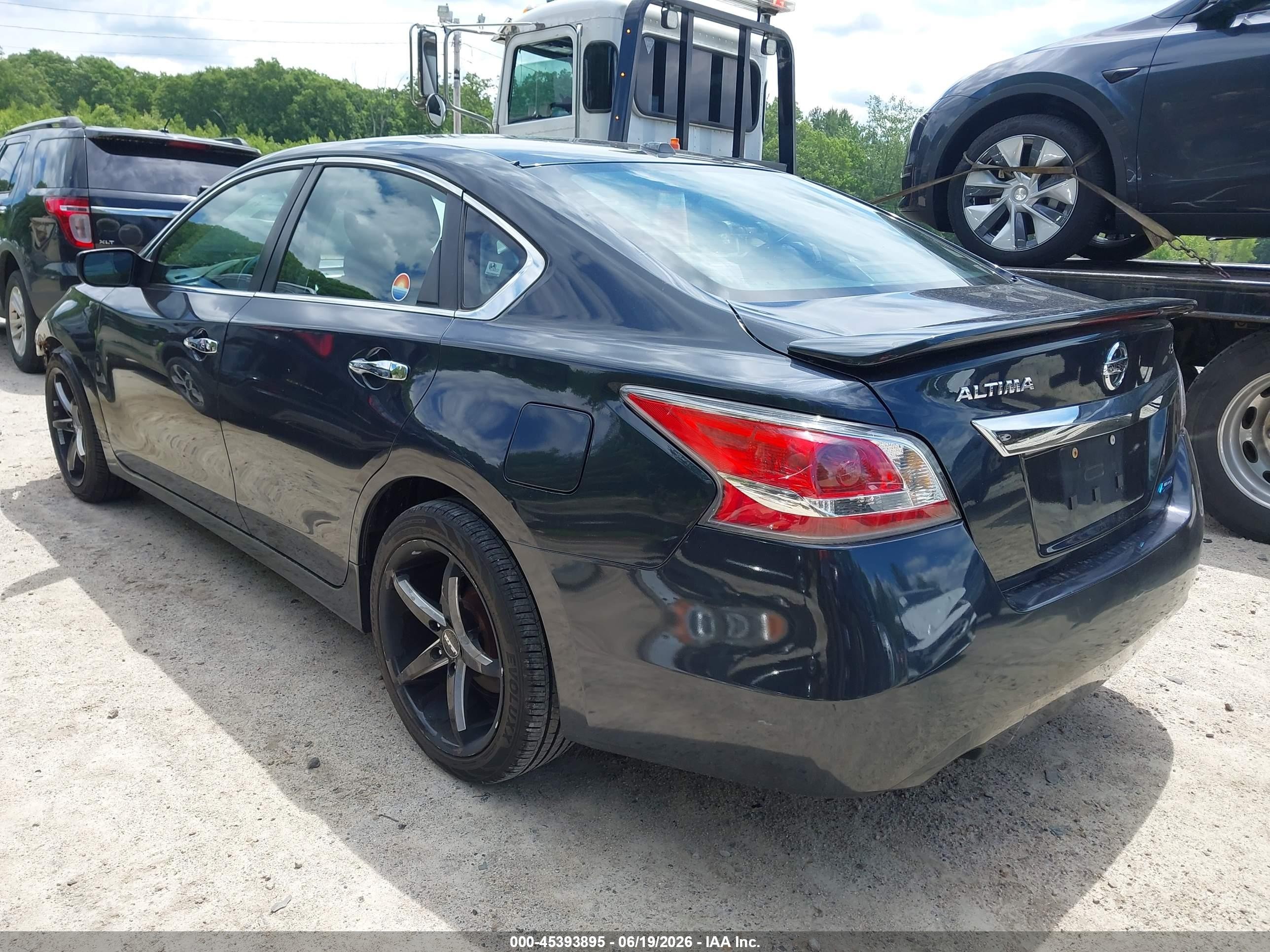 2014 Nissan Altima 2.5 S Blue vin: 1N4AL3AP5EN246048