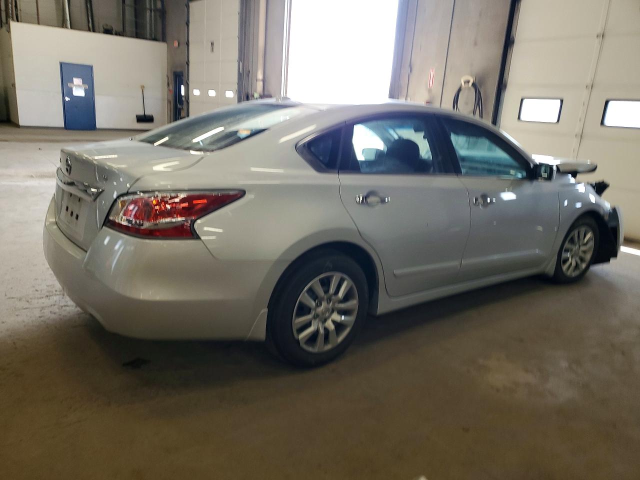 2014 Nissan Altima 2.5 S Silver vin: 1N4AL3AP5EN257454