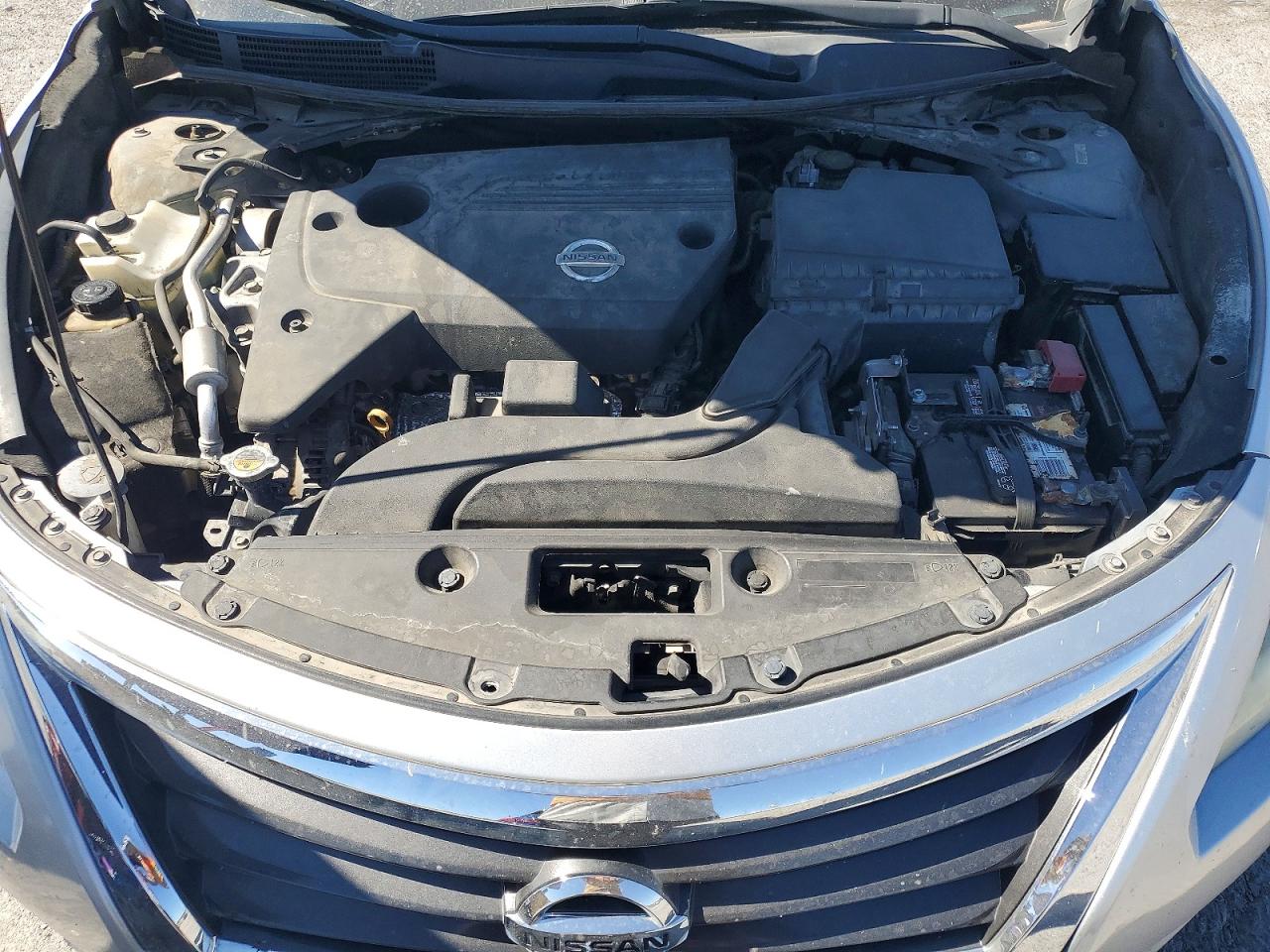 2014 Nissan Altima 2.5 S Серебряный vin: 1N4AL3AP5EN259737