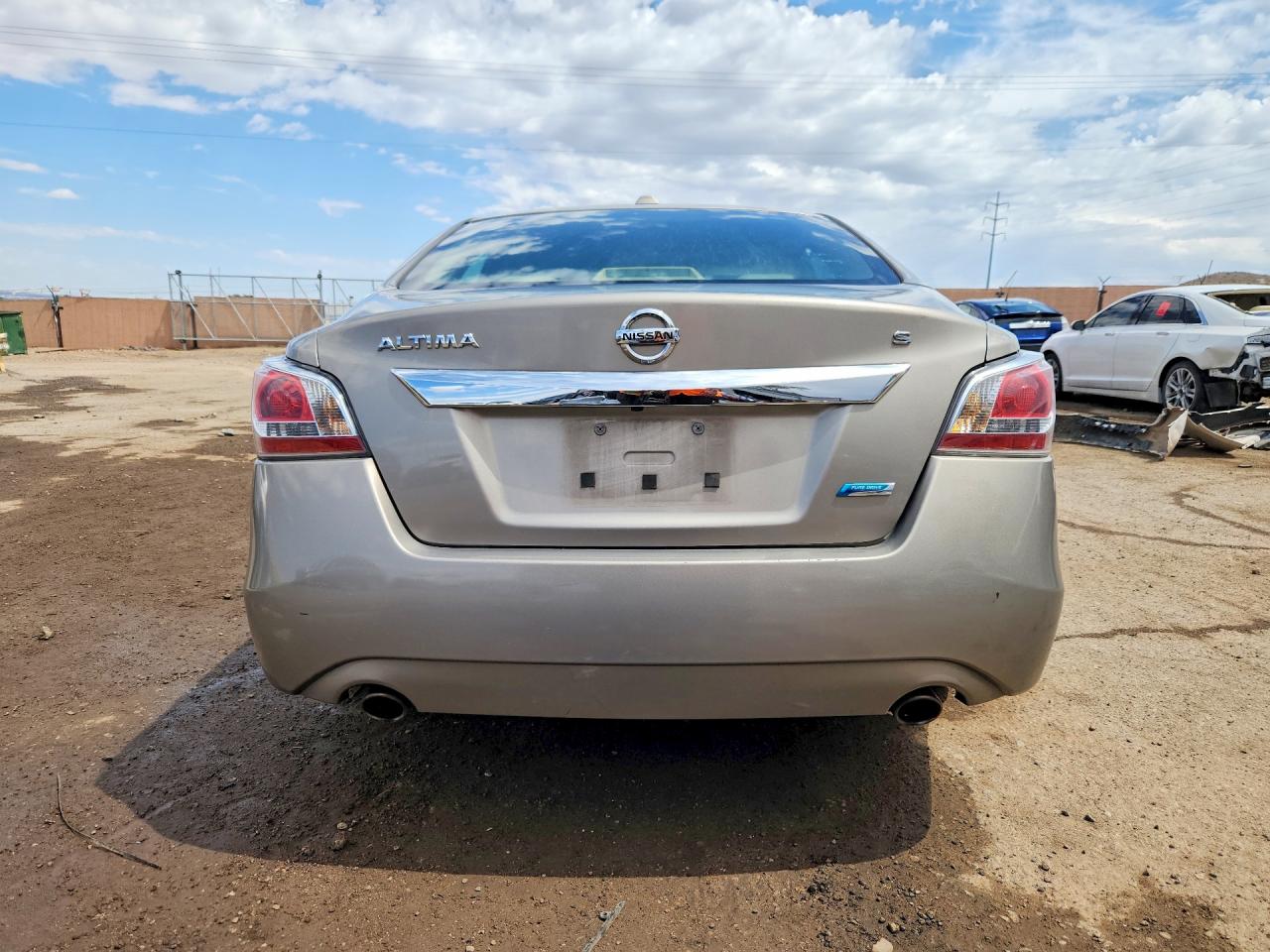 2014 Nissan Altima 2.5 S Gray vin: 1N4AL3AP5EN262203