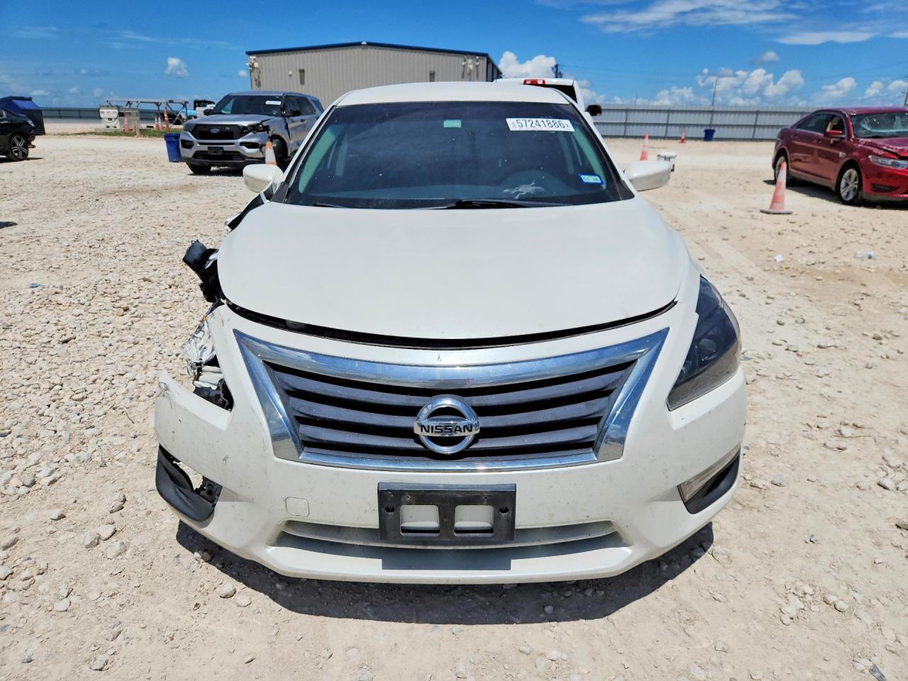 2014 Nissan Altima 2.5 S White vin: 1N4AL3AP5EN330466