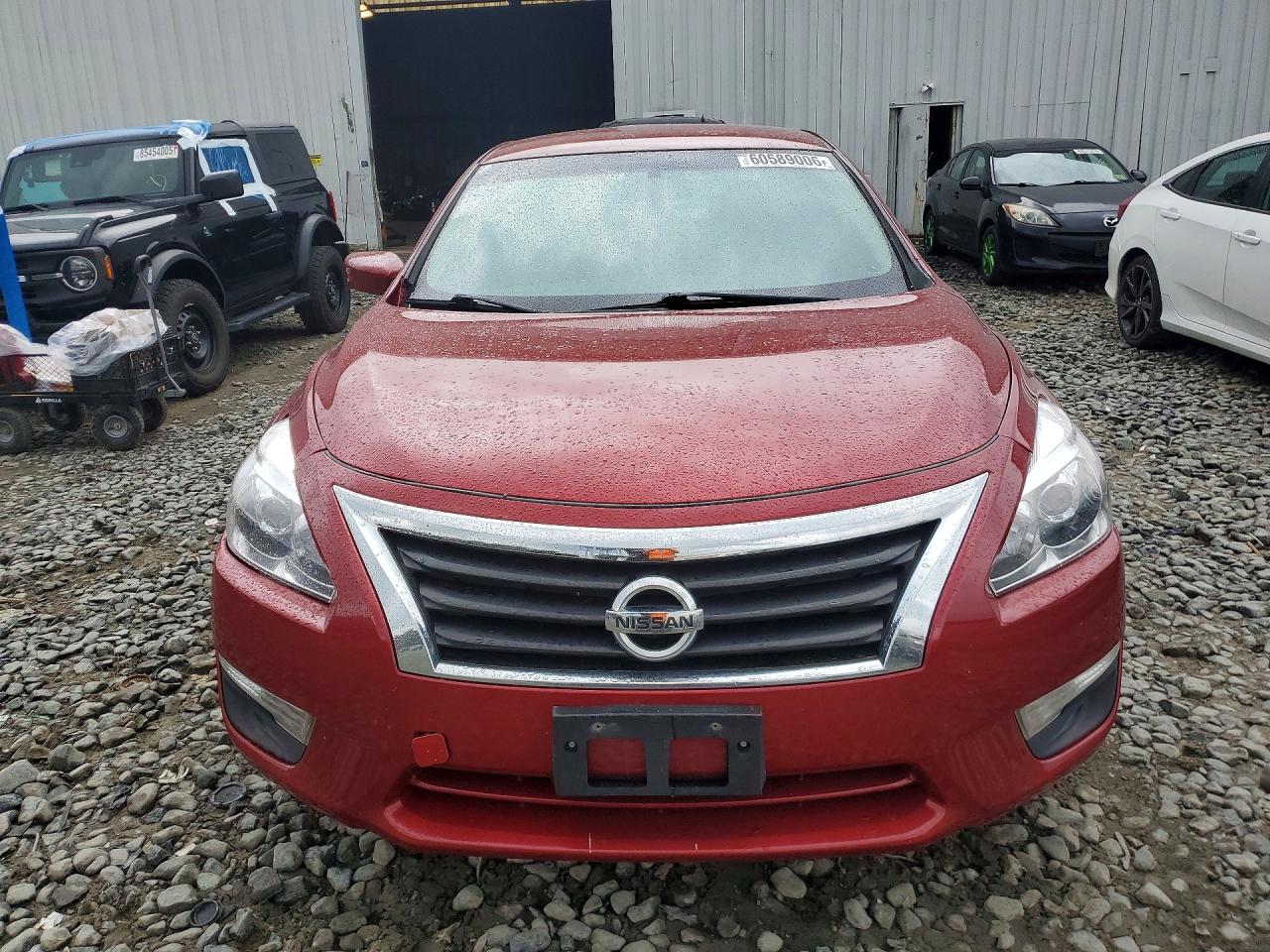 2014 Nissan Altima 2.5 S Red vin: 1N4AL3AP5EN348417