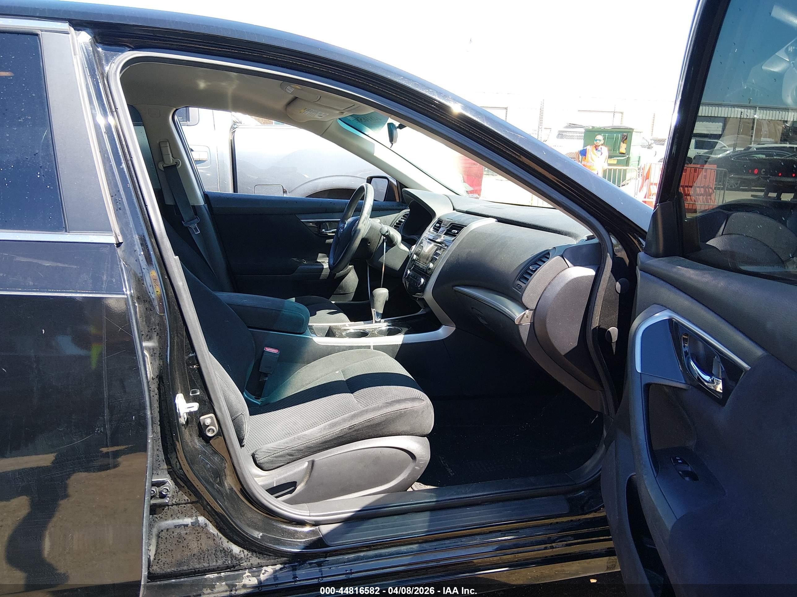 2014 Nissan Altima 2.5 S Black vin: 1N4AL3AP5EN351897