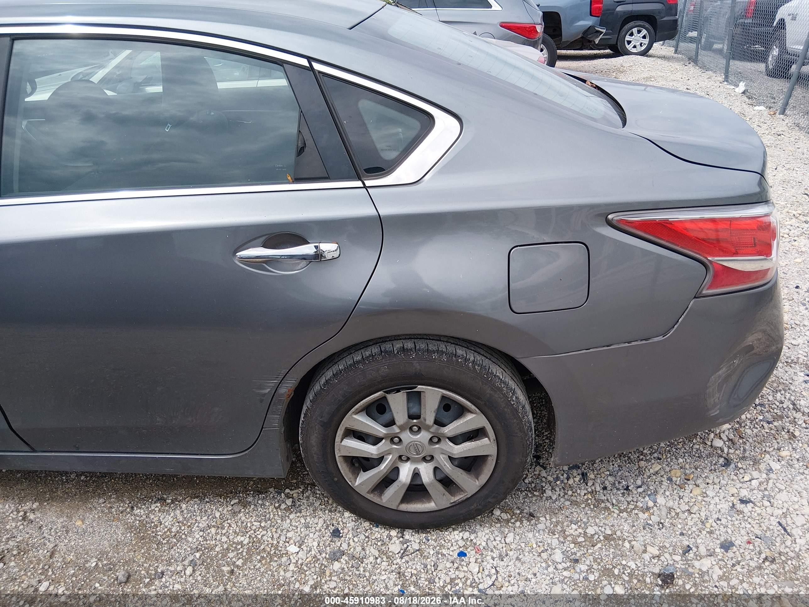 2014 Nissan Altima 2.5/2.5 S/2.5 Sl/2.5 Sv Silver vin: 1N4AL3AP5EN354752
