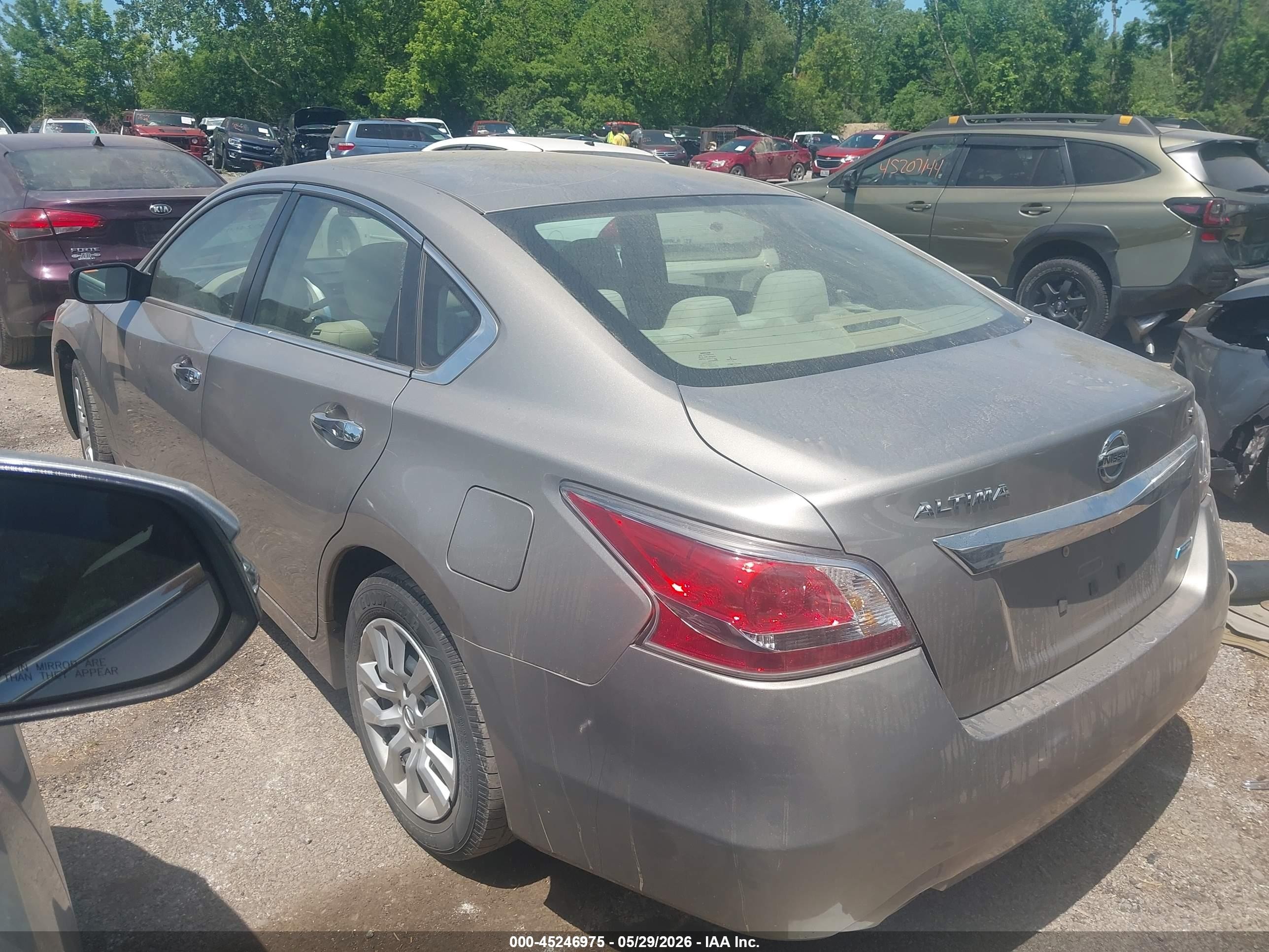 2014 Nissan Altima 2.5 S Золотой vin: 1N4AL3AP5EN356713
