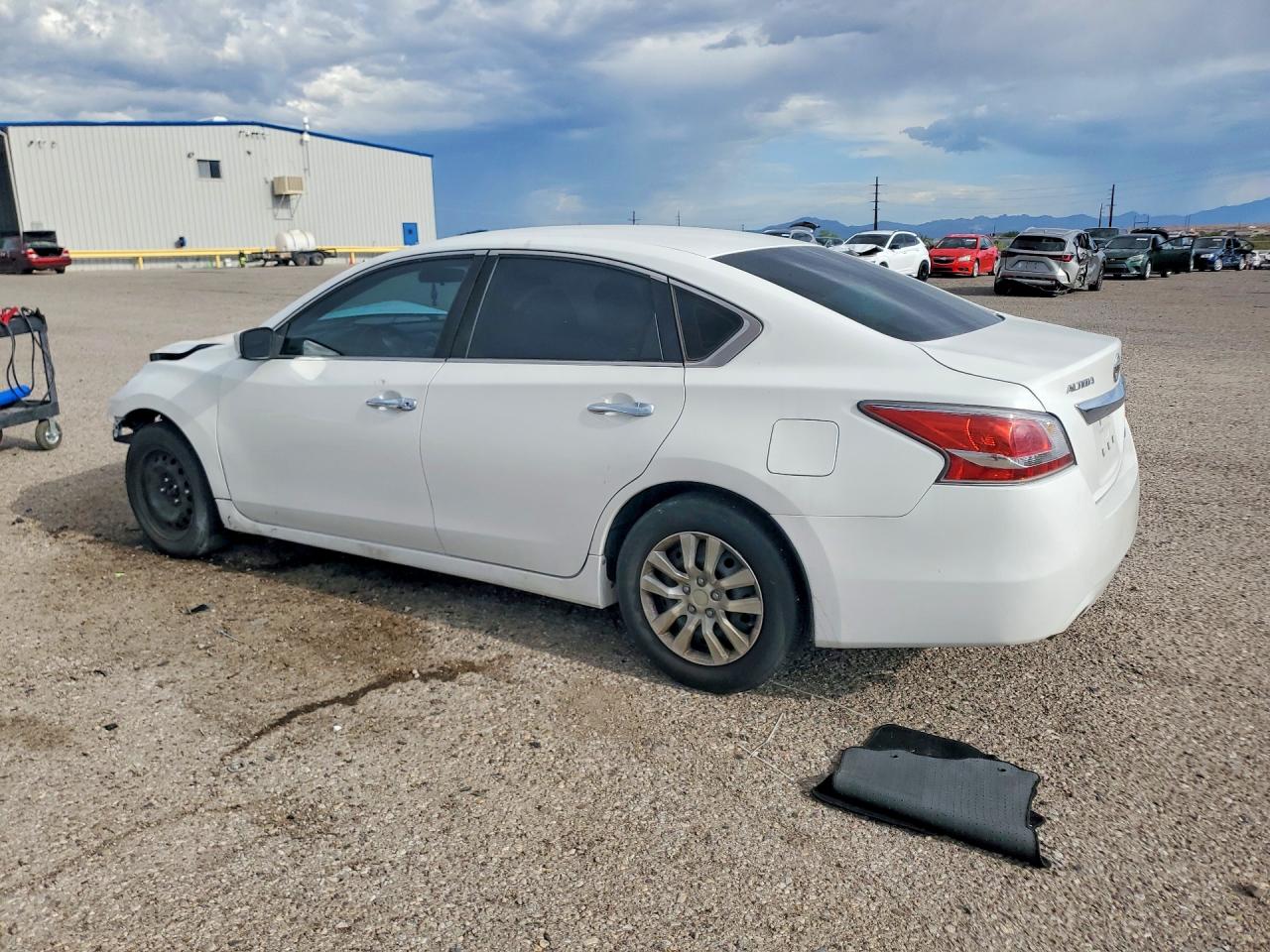 2014 Nissan Altima 2.5 White vin: 1N4AL3AP5EN358655