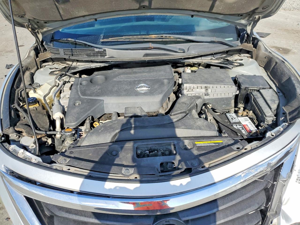 2014 Nissan Altima 2.5 S Silver vin: 1N4AL3AP5EN360146