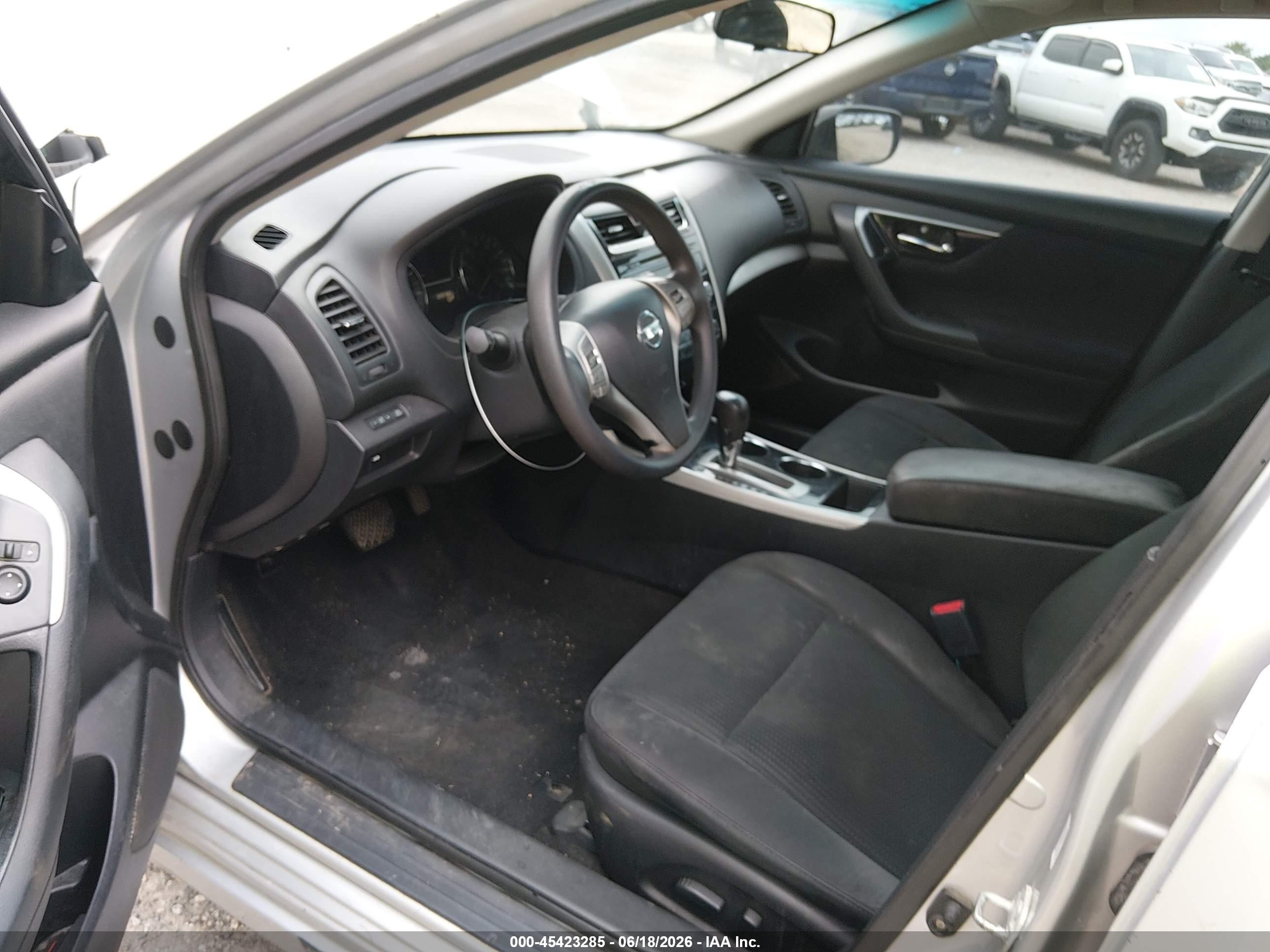 2014 Nissan Altima 2.5/2.5 S/2.5 Sl/2.5 Sv Silver vin: 1N4AL3AP5EN364522