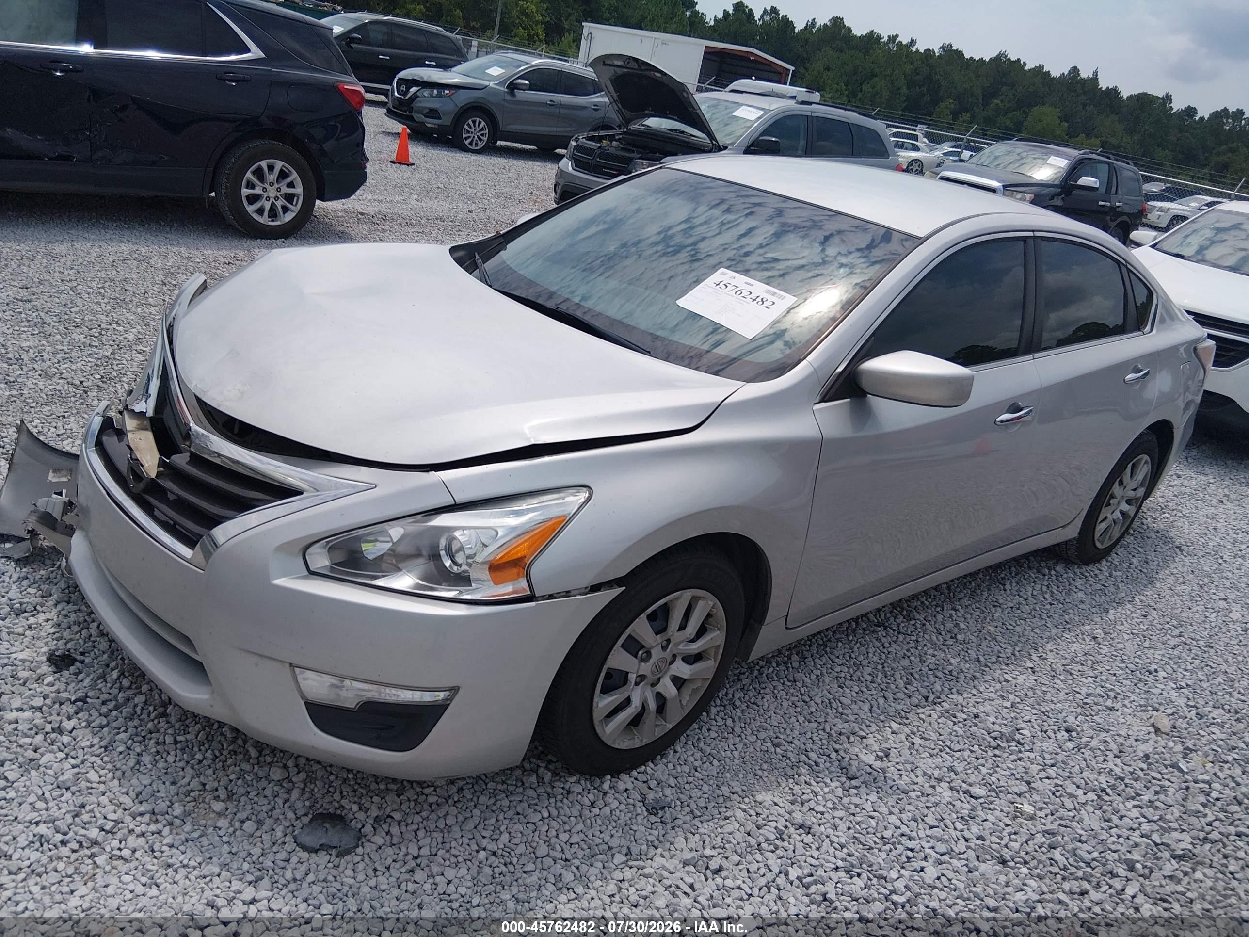2014 Nissan Altima 2.5 S Silver vin: 1N4AL3AP5EN364553
