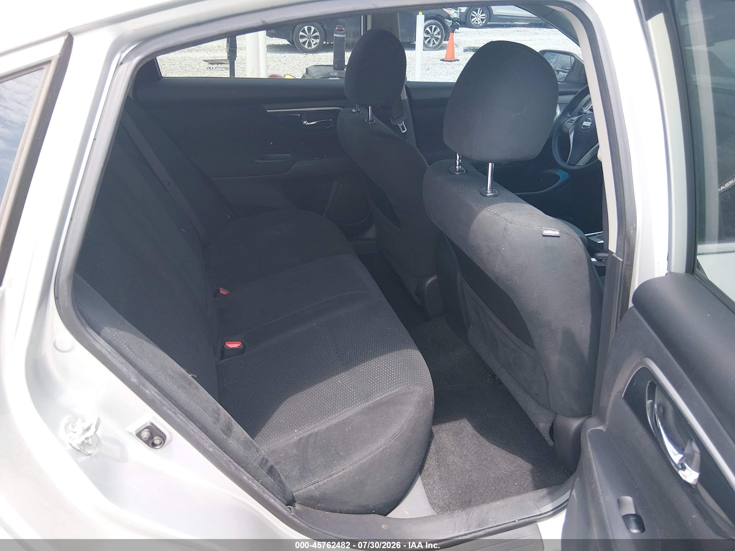 2014 Nissan Altima 2.5 S Silver vin: 1N4AL3AP5EN364553