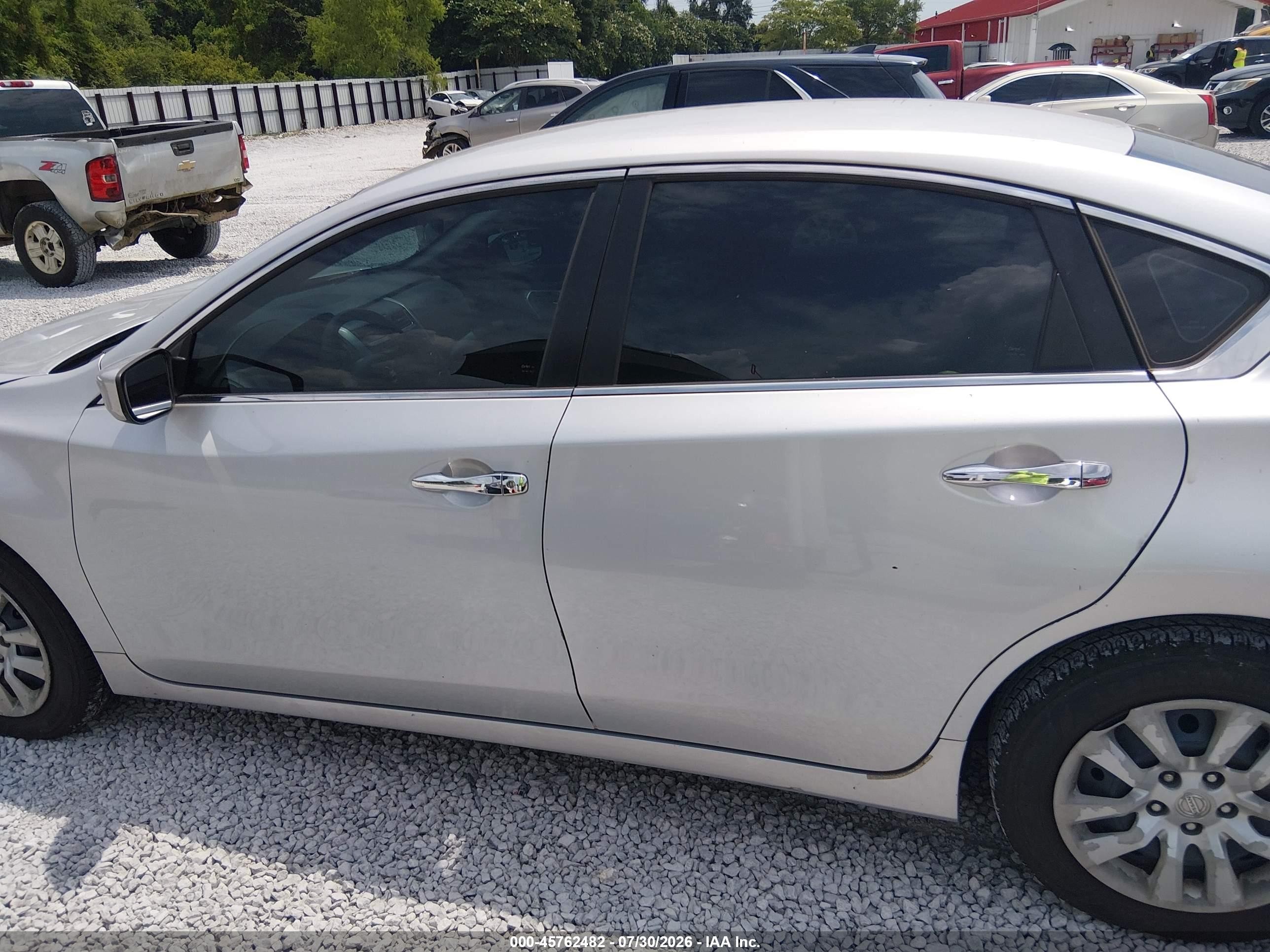 2014 Nissan Altima 2.5 S Silver vin: 1N4AL3AP5EN364553
