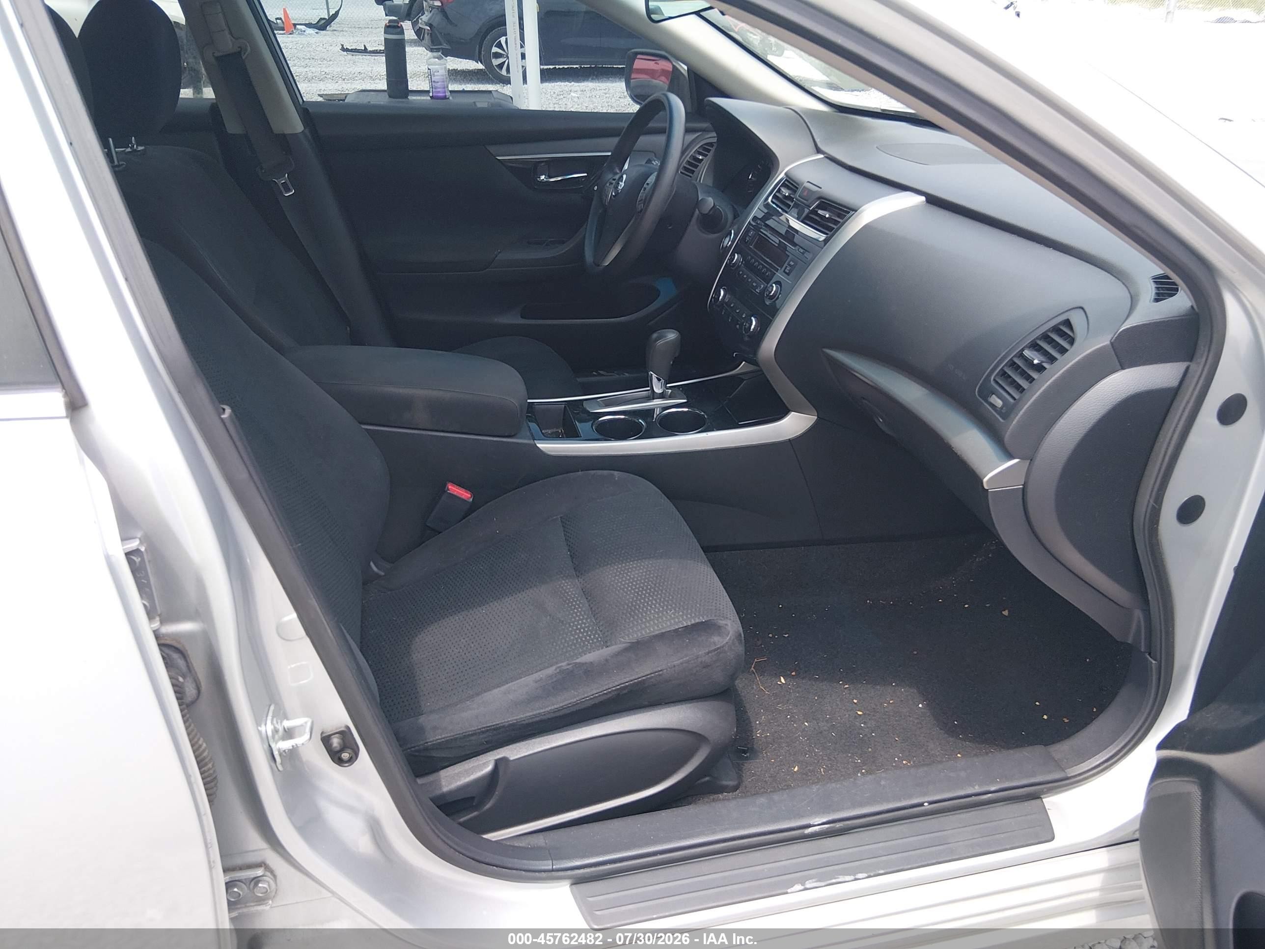 2014 Nissan Altima 2.5 S Silver vin: 1N4AL3AP5EN364553