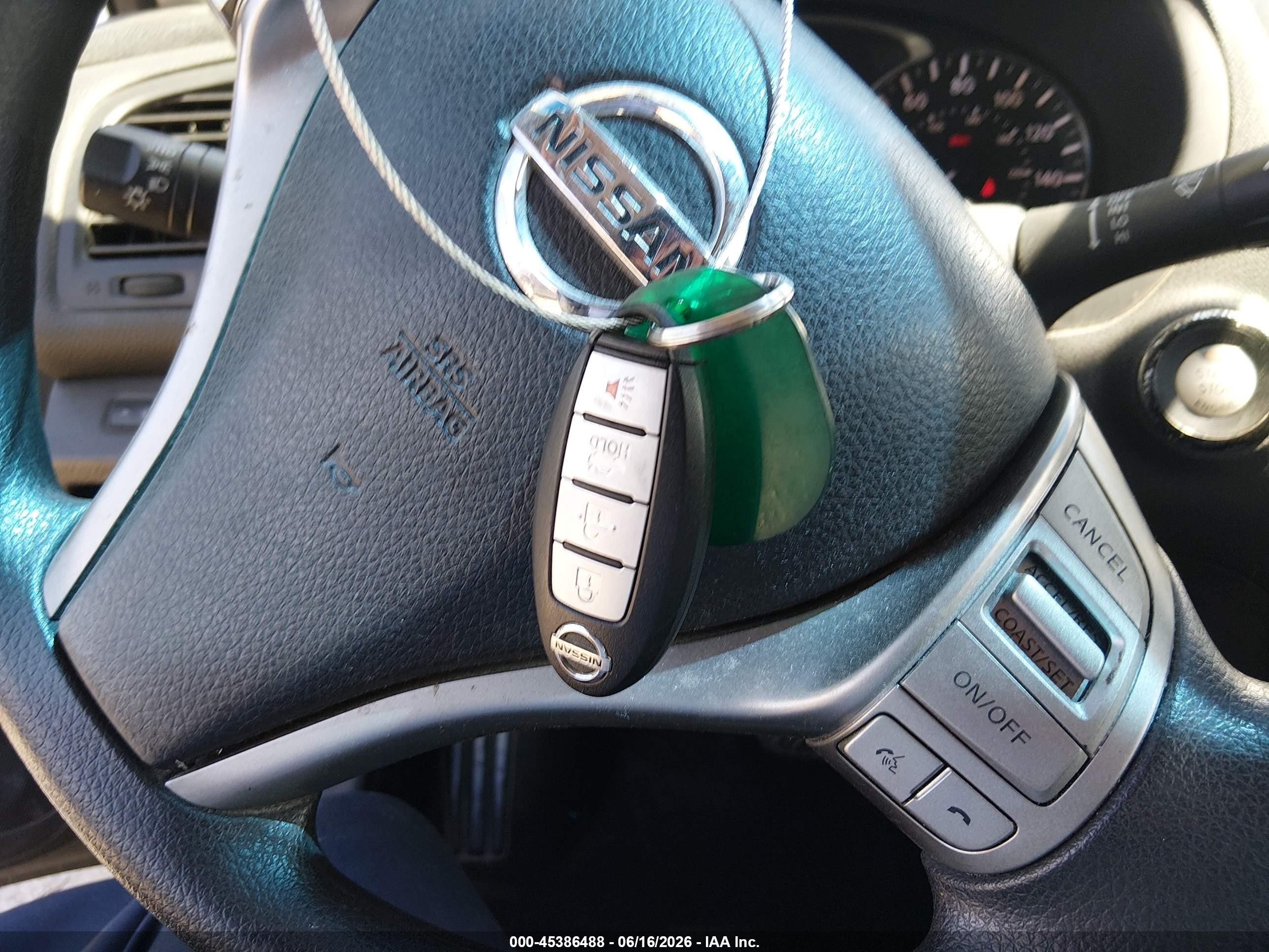 2014 Nissan Altima 2.5/2.5 S/2.5 Sl/2.5 Sv Silver vin: 1N4AL3AP5EN380302