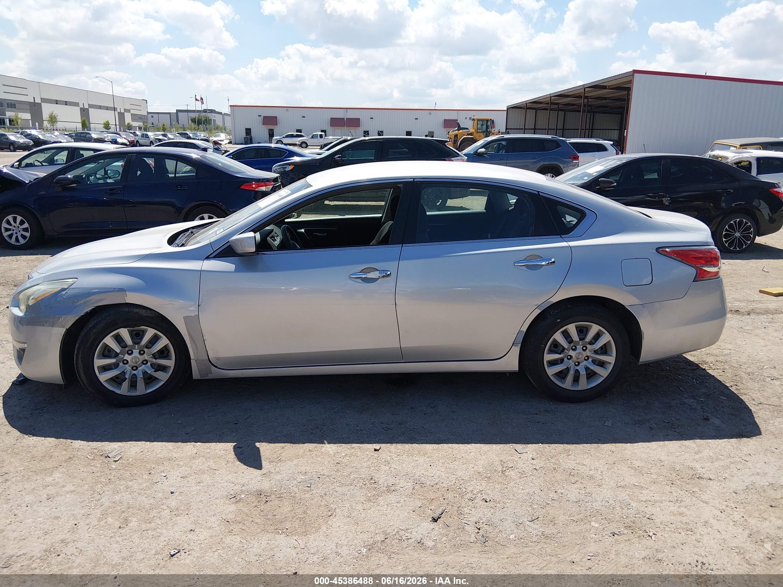 2014 Nissan Altima 2.5/2.5 S/2.5 Sl/2.5 Sv Silver vin: 1N4AL3AP5EN380302