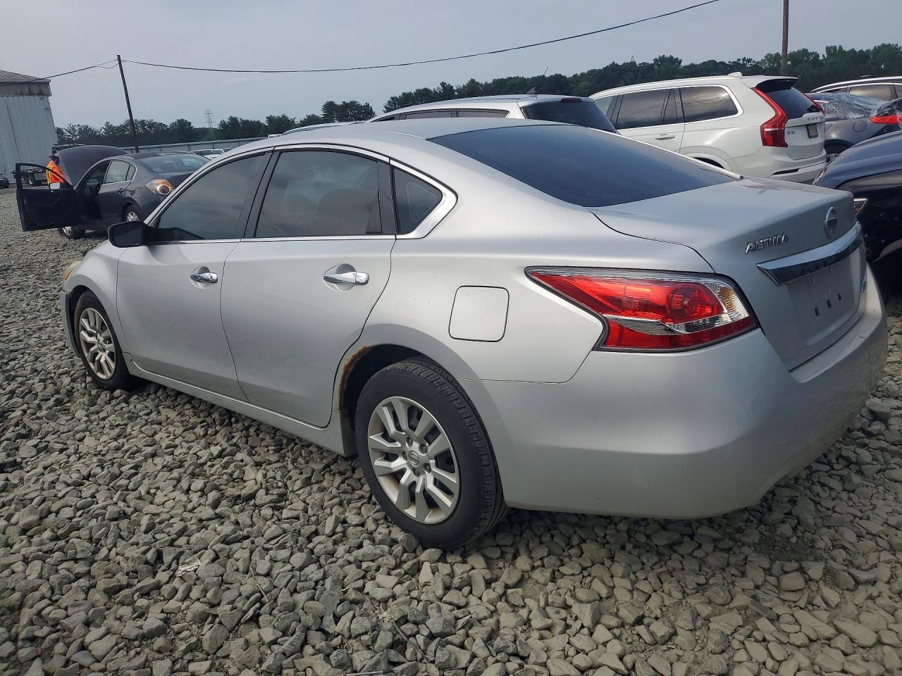 2014 Nissan Altima 2.5 S Silver vin: 1N4AL3AP5EN383460