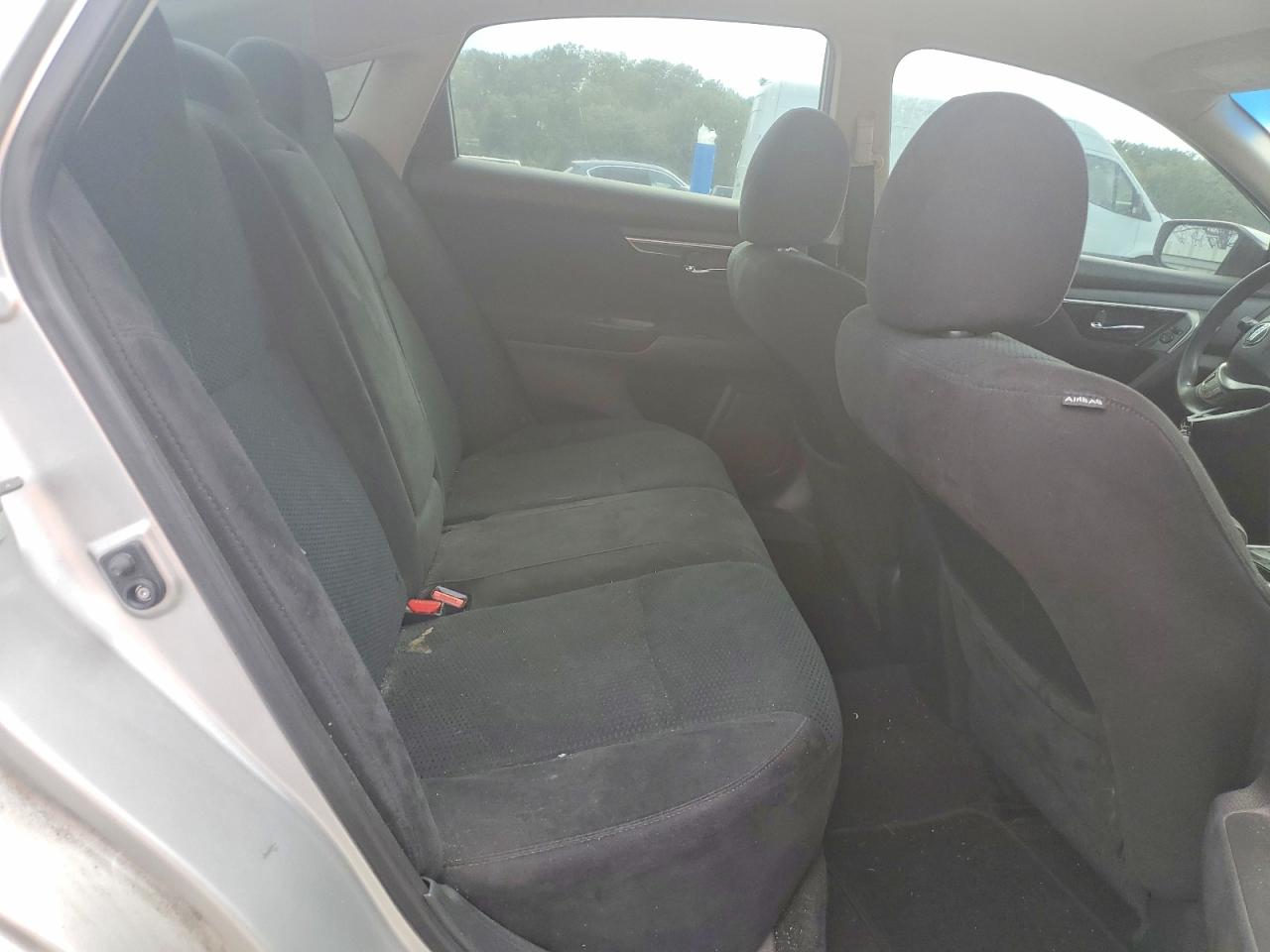 2014 Nissan Altima 2.5 S Silver vin: 1N4AL3AP5EN383460