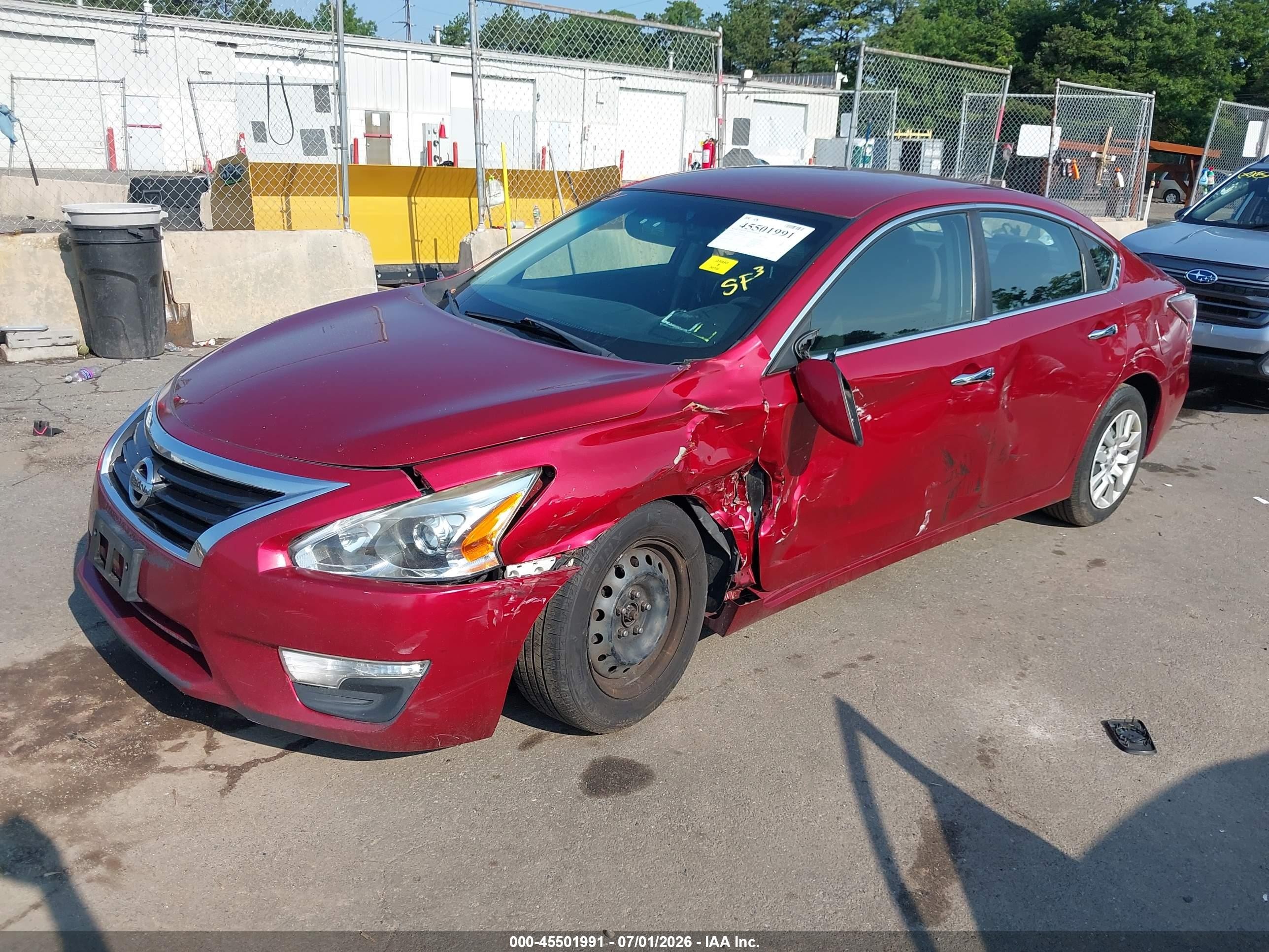 2014 Nissan Altima 2.5/2.5 S/2.5 Sl/2.5 Sv Red vin: 1N4AL3AP5EN384091