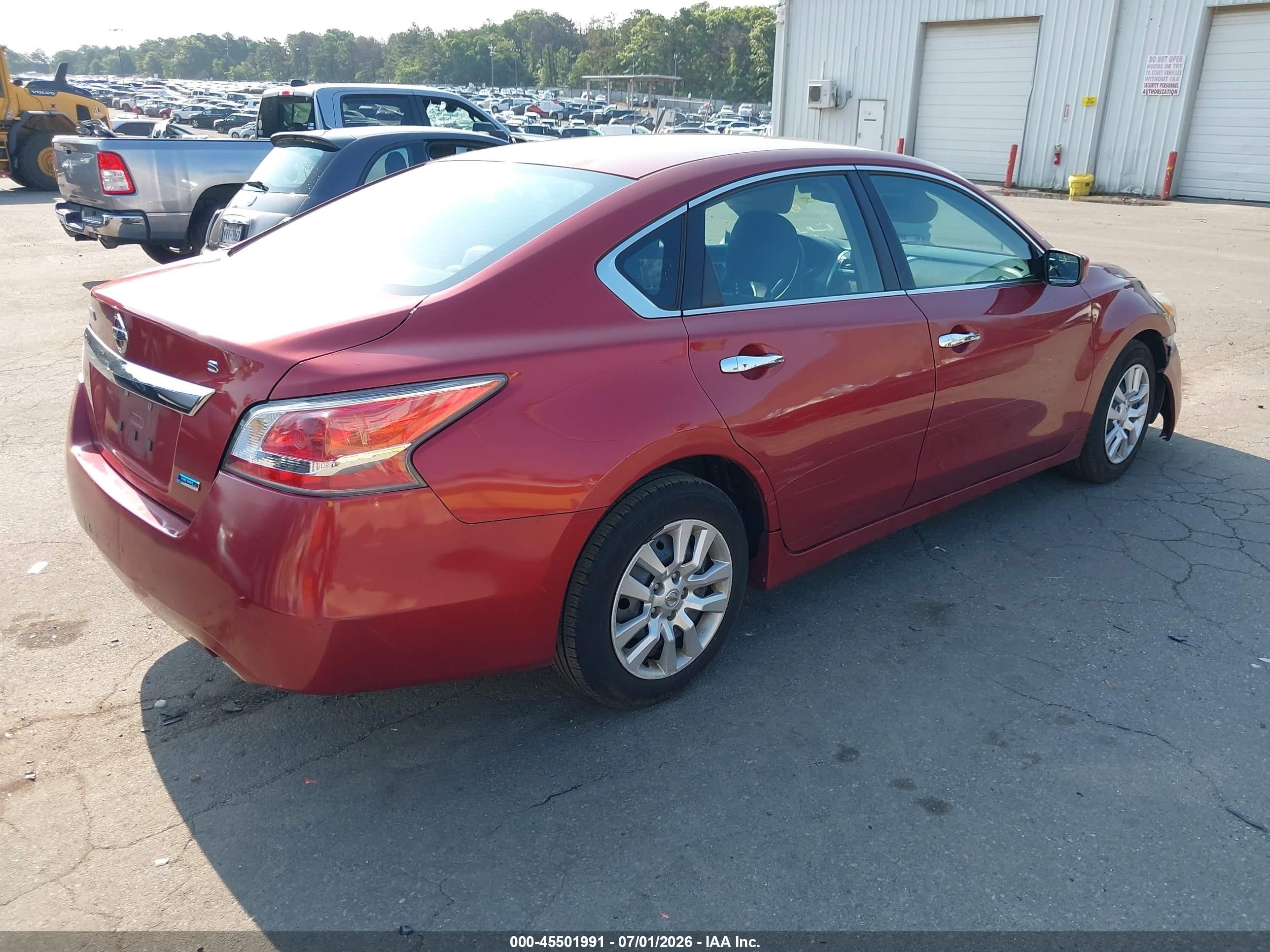2014 Nissan Altima 2.5/2.5 S/2.5 Sl/2.5 Sv Red vin: 1N4AL3AP5EN384091