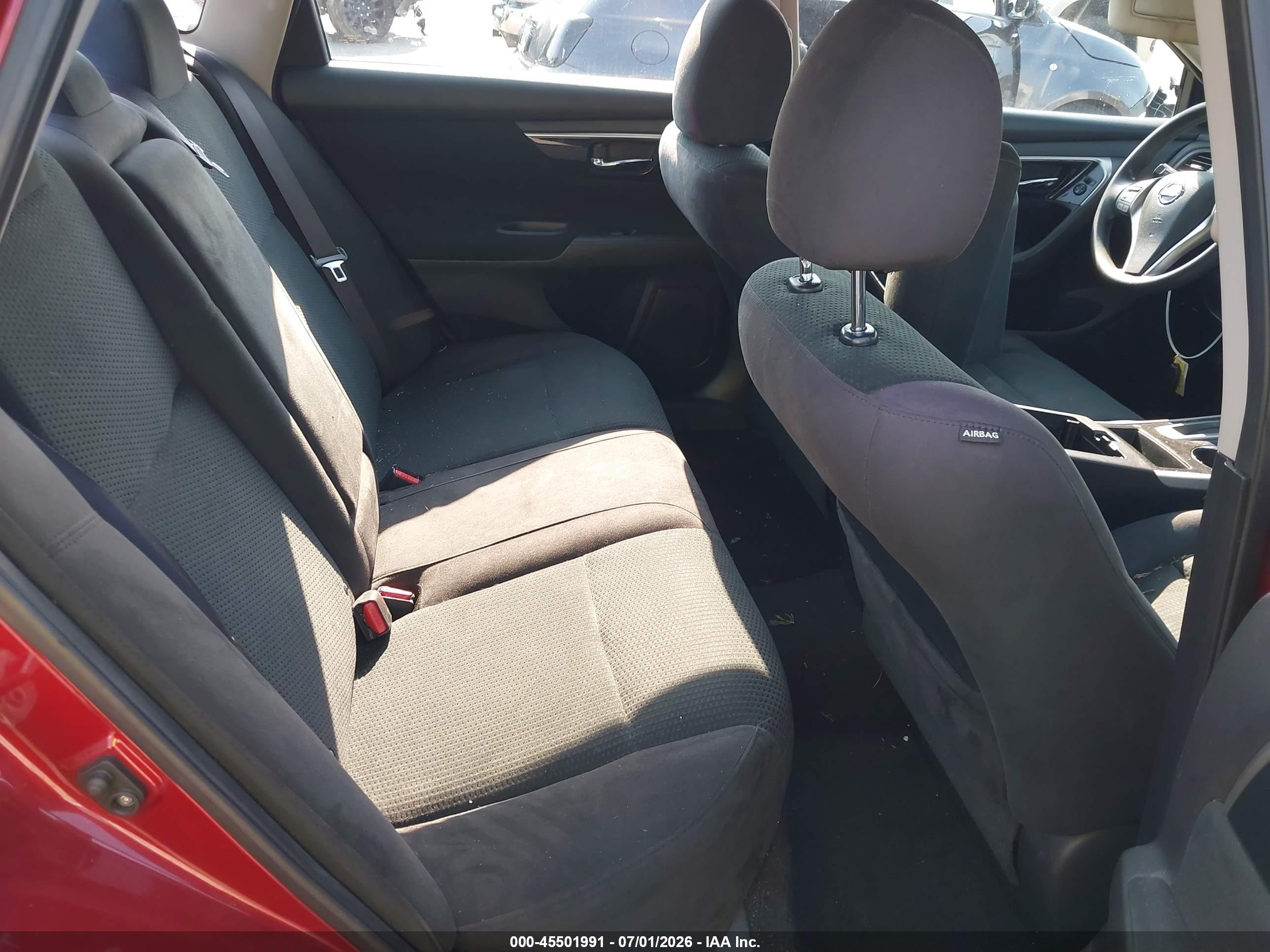 2014 Nissan Altima 2.5/2.5 S/2.5 Sl/2.5 Sv Red vin: 1N4AL3AP5EN384091