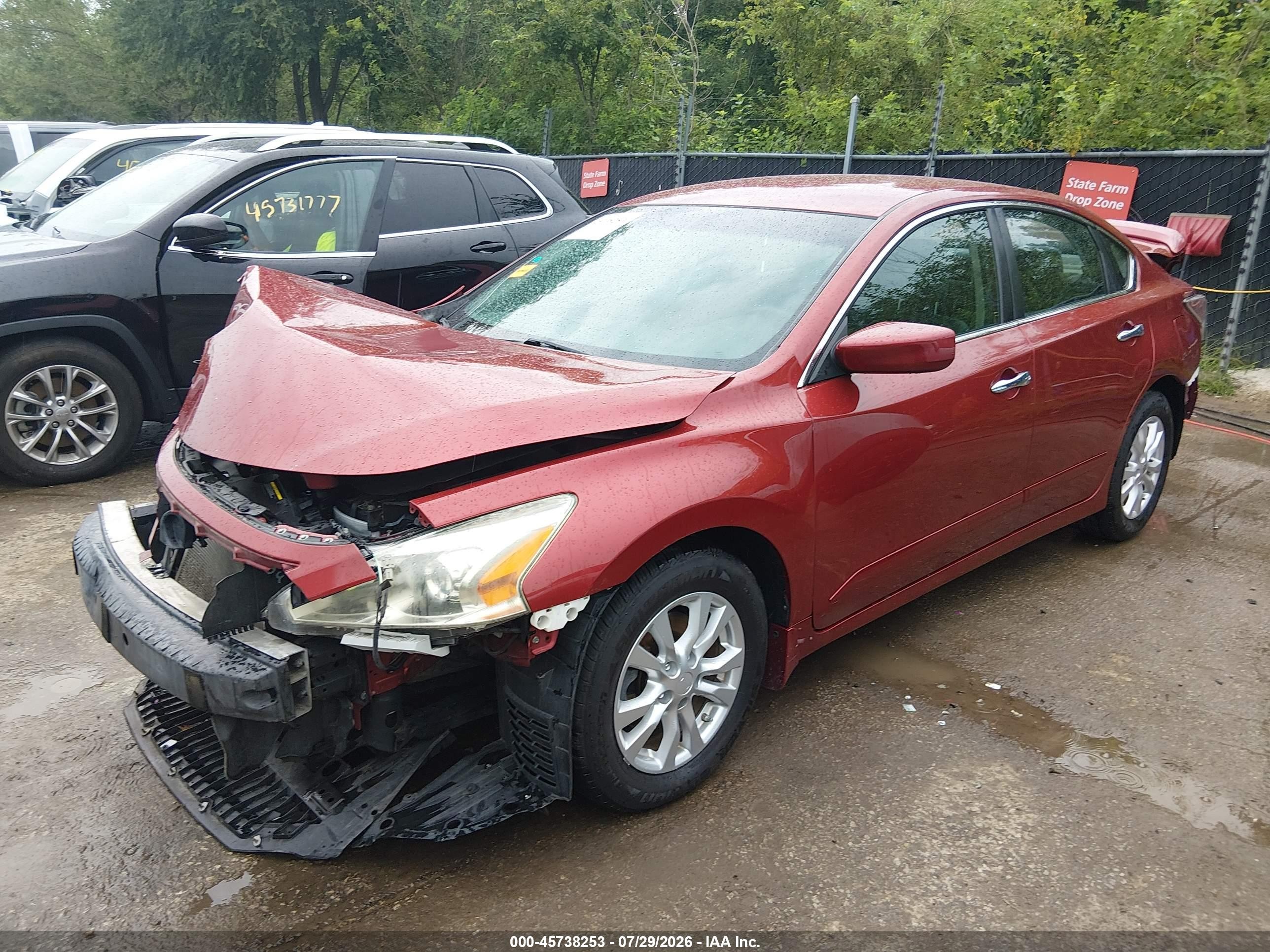 2015 Nissan Altima 2.5 S Red vin: 1N4AL3AP5FC112265