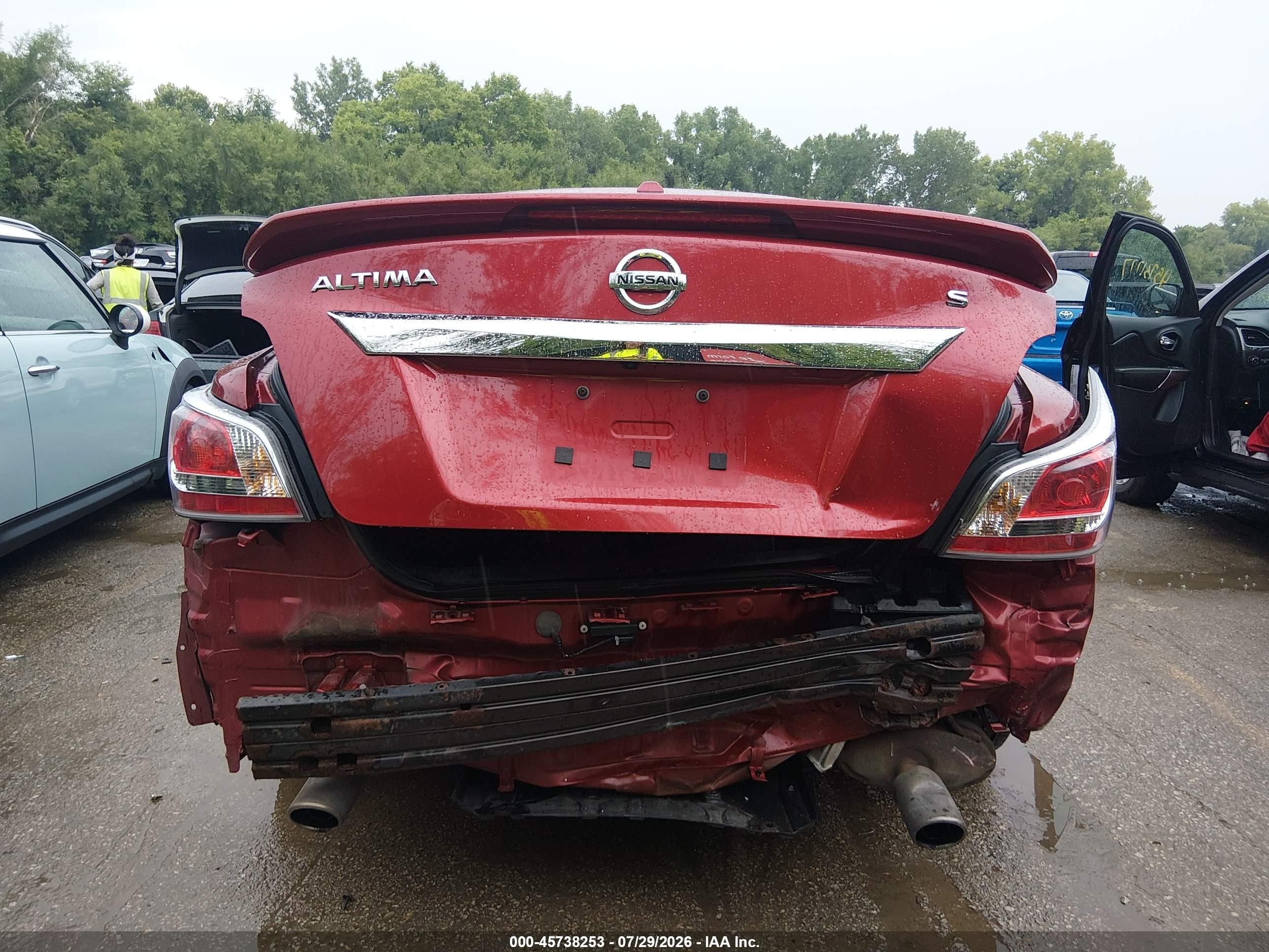 2015 Nissan Altima 2.5 S Red vin: 1N4AL3AP5FC112265