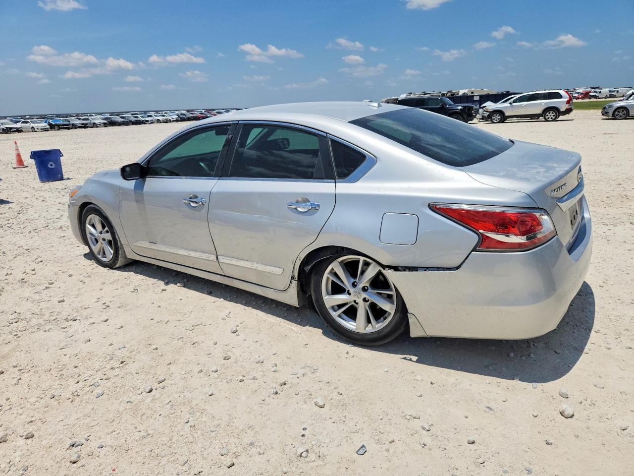 2015 Nissan Altima 2.5 Sv Silver vin: 1N4AL3AP5FC116560