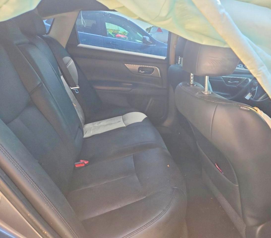2015 Nissan Altima 2.5 Sl Серебряный vin: 1N4AL3AP5FC132399