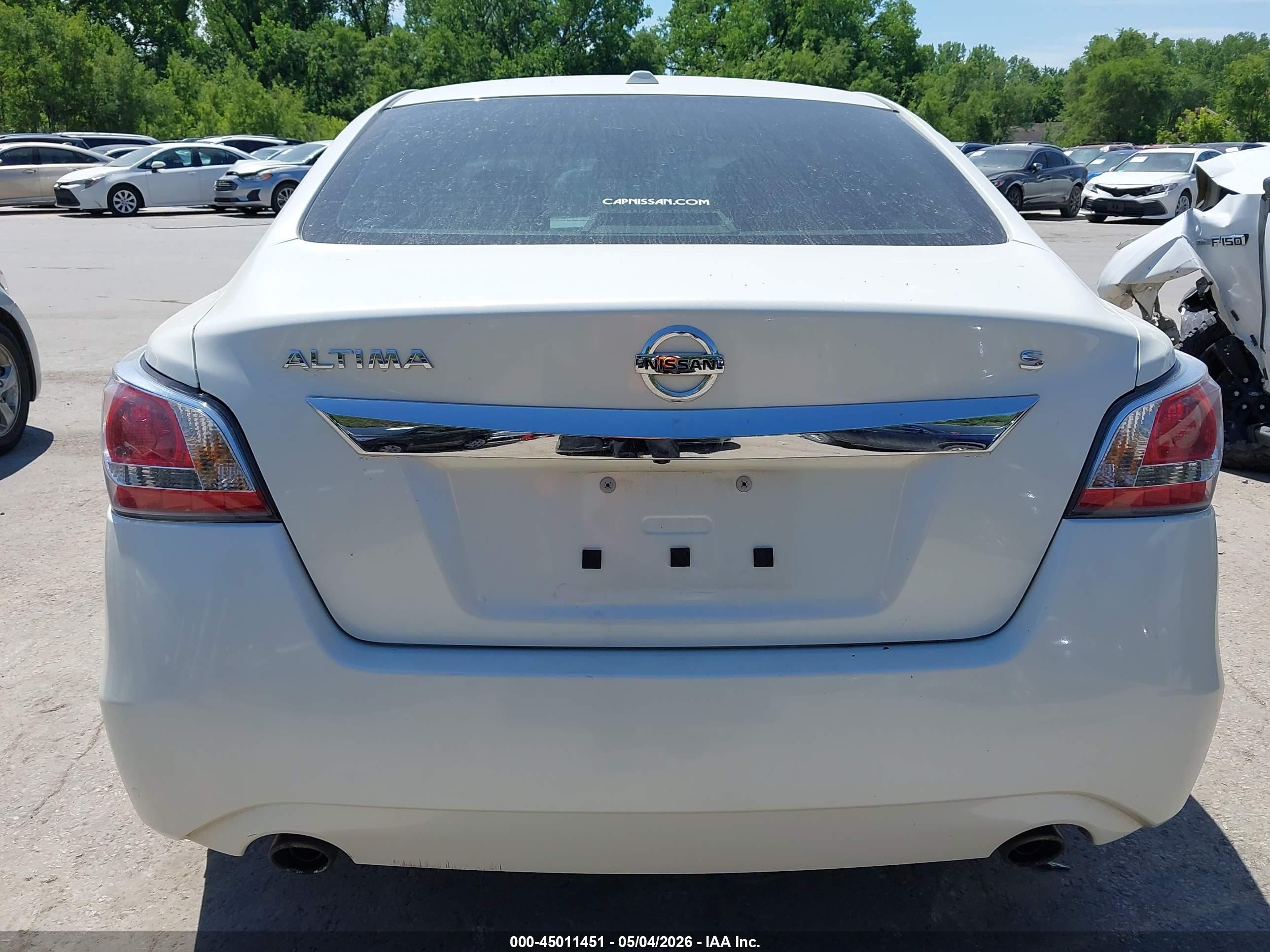 2015 Nissan Altima 2.5 S White vin: 1N4AL3AP5FC134153