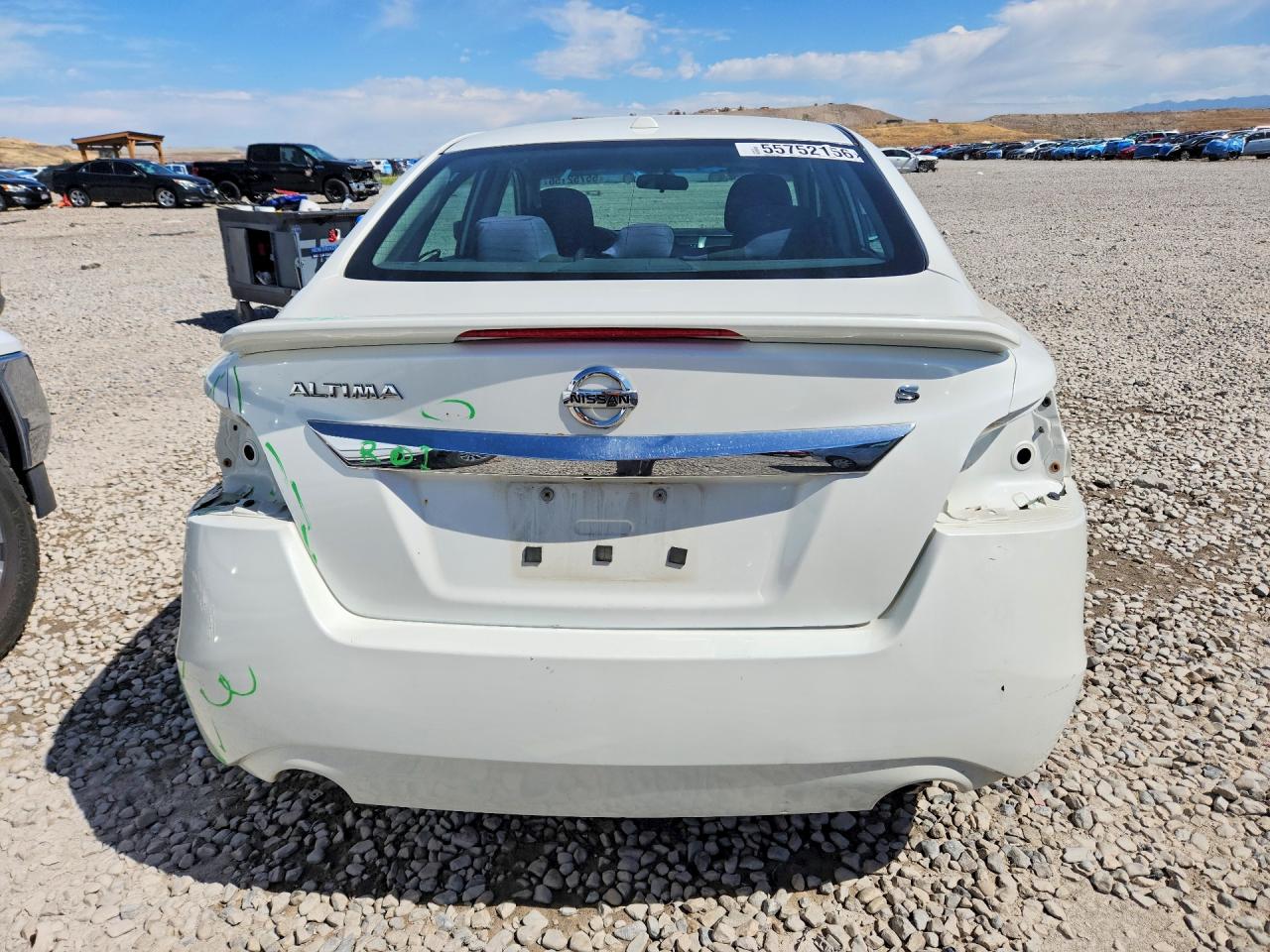 2015 Nissan Altima 2.5 S White vin: 1N4AL3AP5FC140129