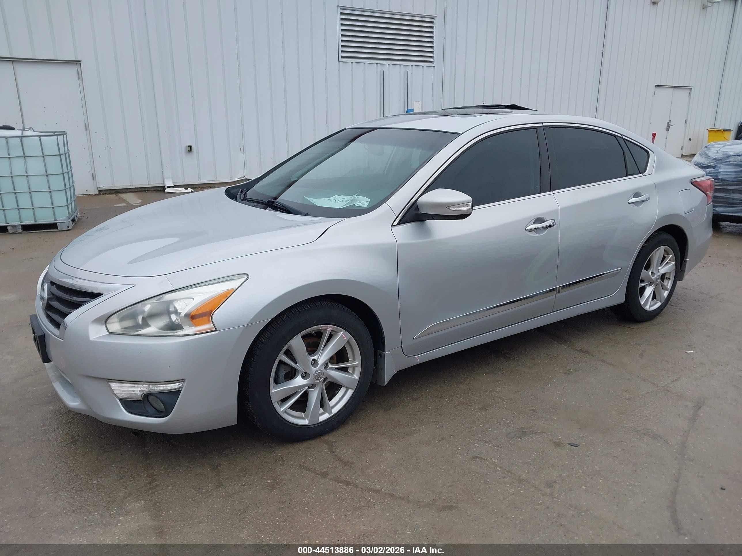 2015 Nissan Altima 2.5 Sv Silver vin: 1N4AL3AP5FC142365