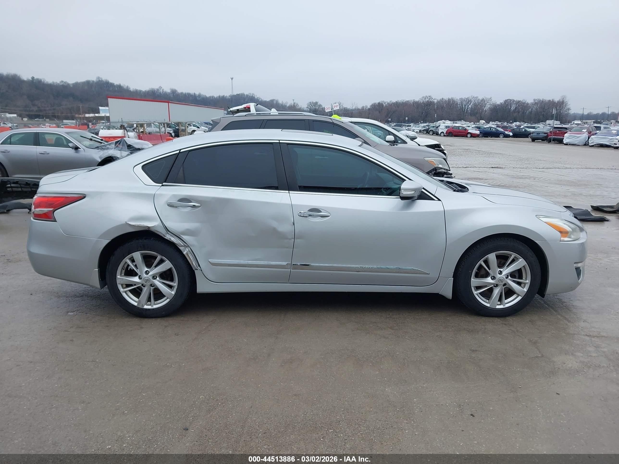 2015 Nissan Altima 2.5 Sv Silver vin: 1N4AL3AP5FC142365