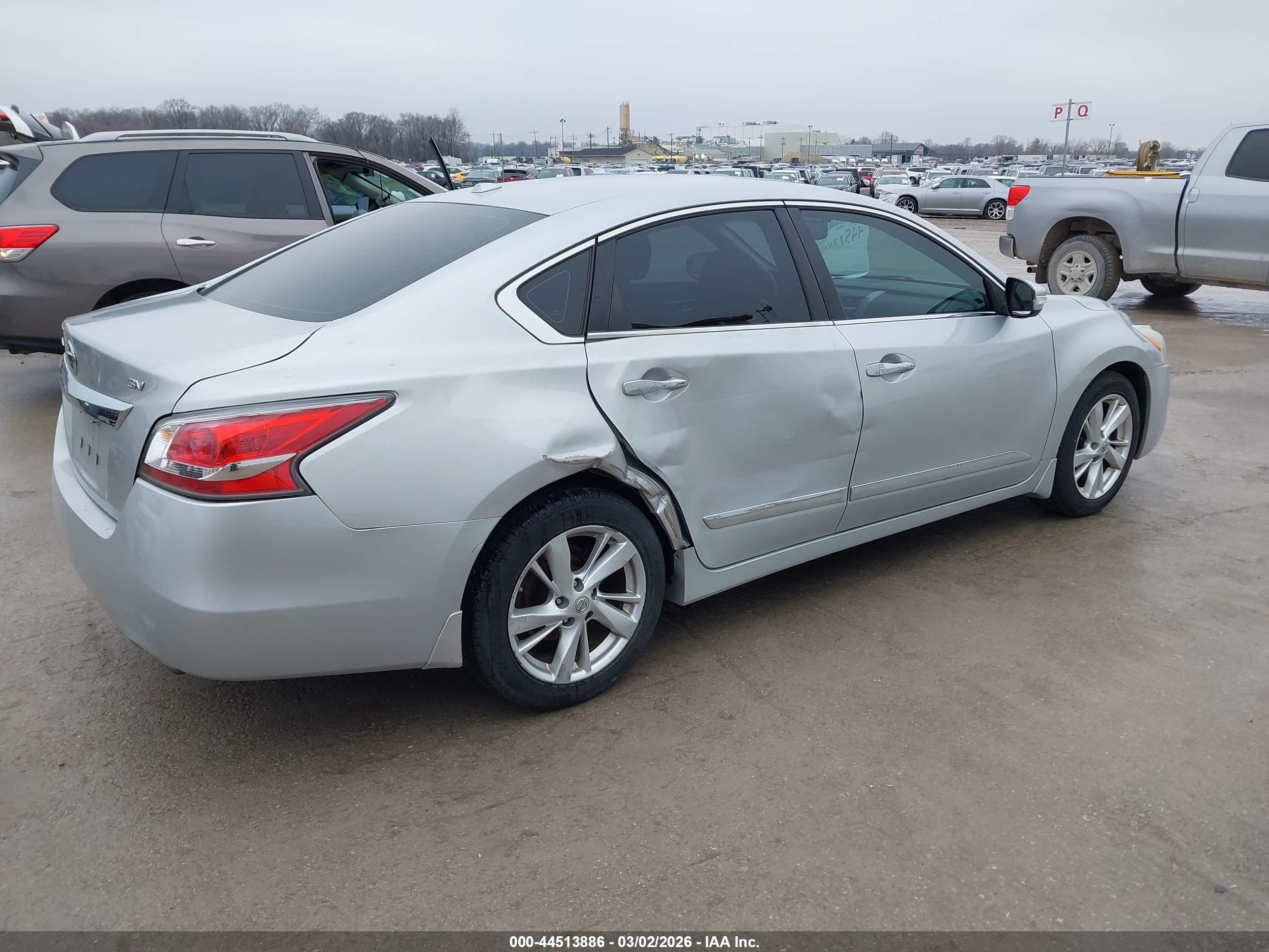 2015 Nissan Altima 2.5 Sv Silver vin: 1N4AL3AP5FC142365