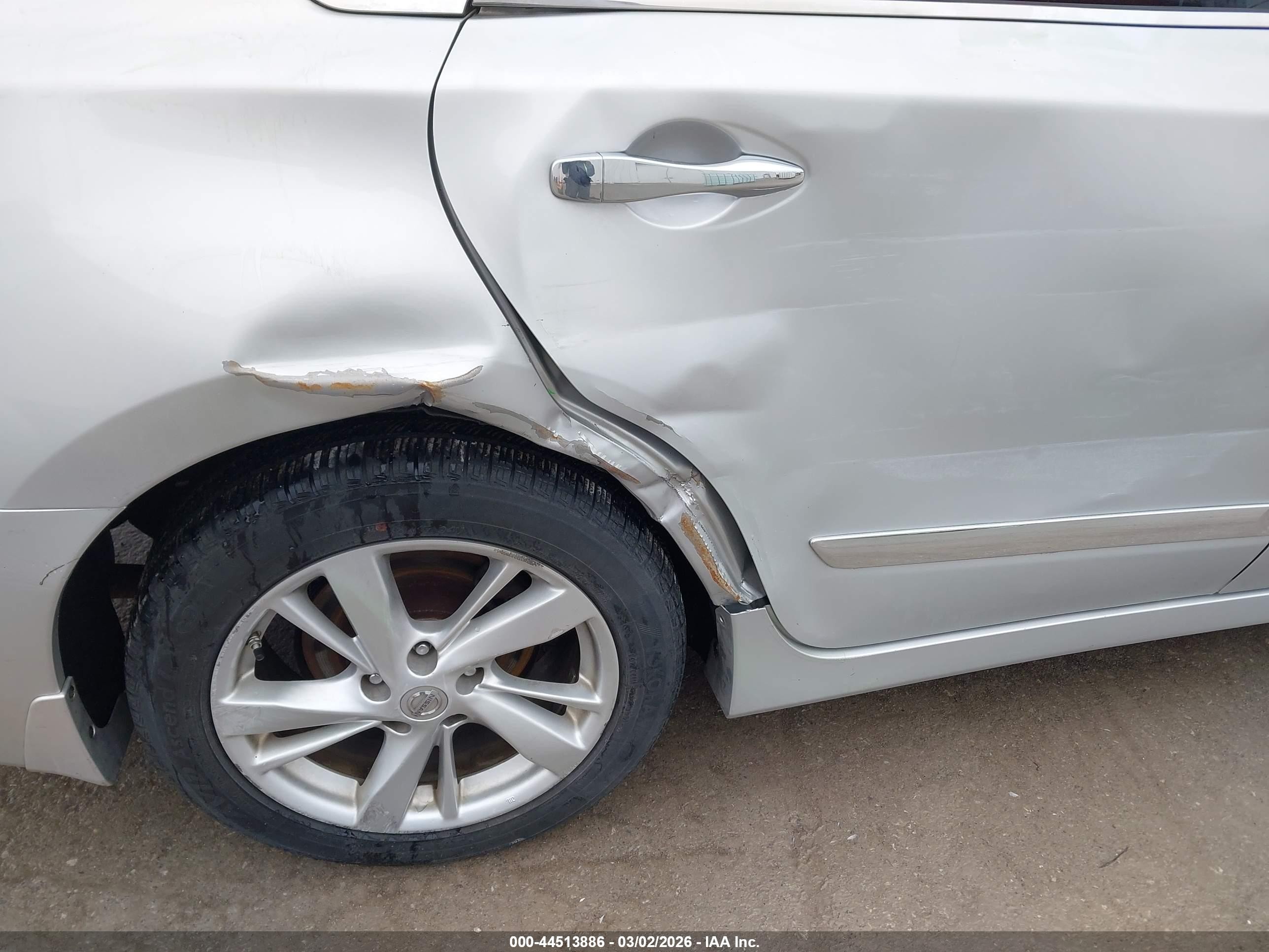 2015 Nissan Altima 2.5 Sv Silver vin: 1N4AL3AP5FC142365