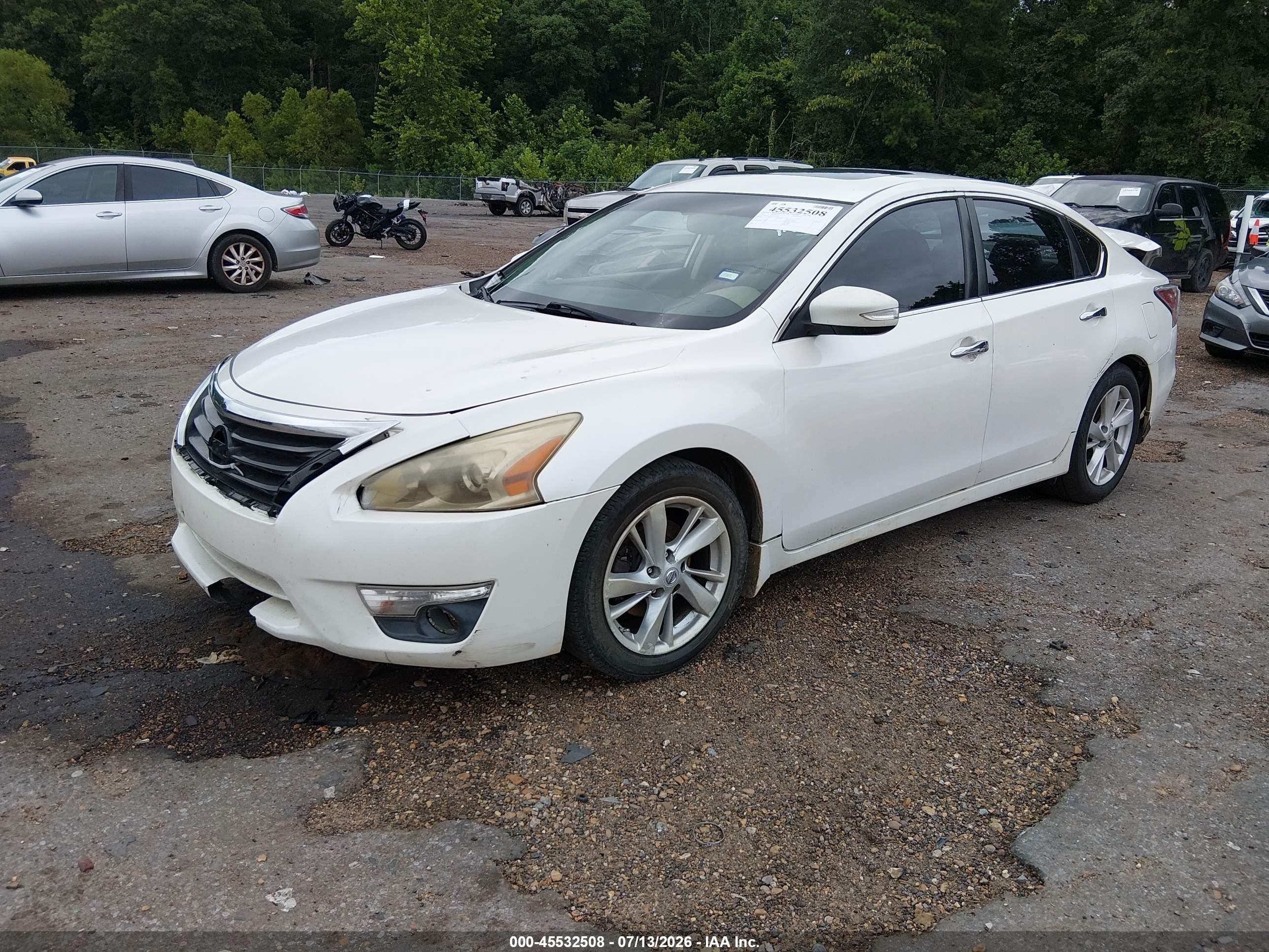 2015 Nissan Altima 2.5 Sv White vin: 1N4AL3AP5FC145010