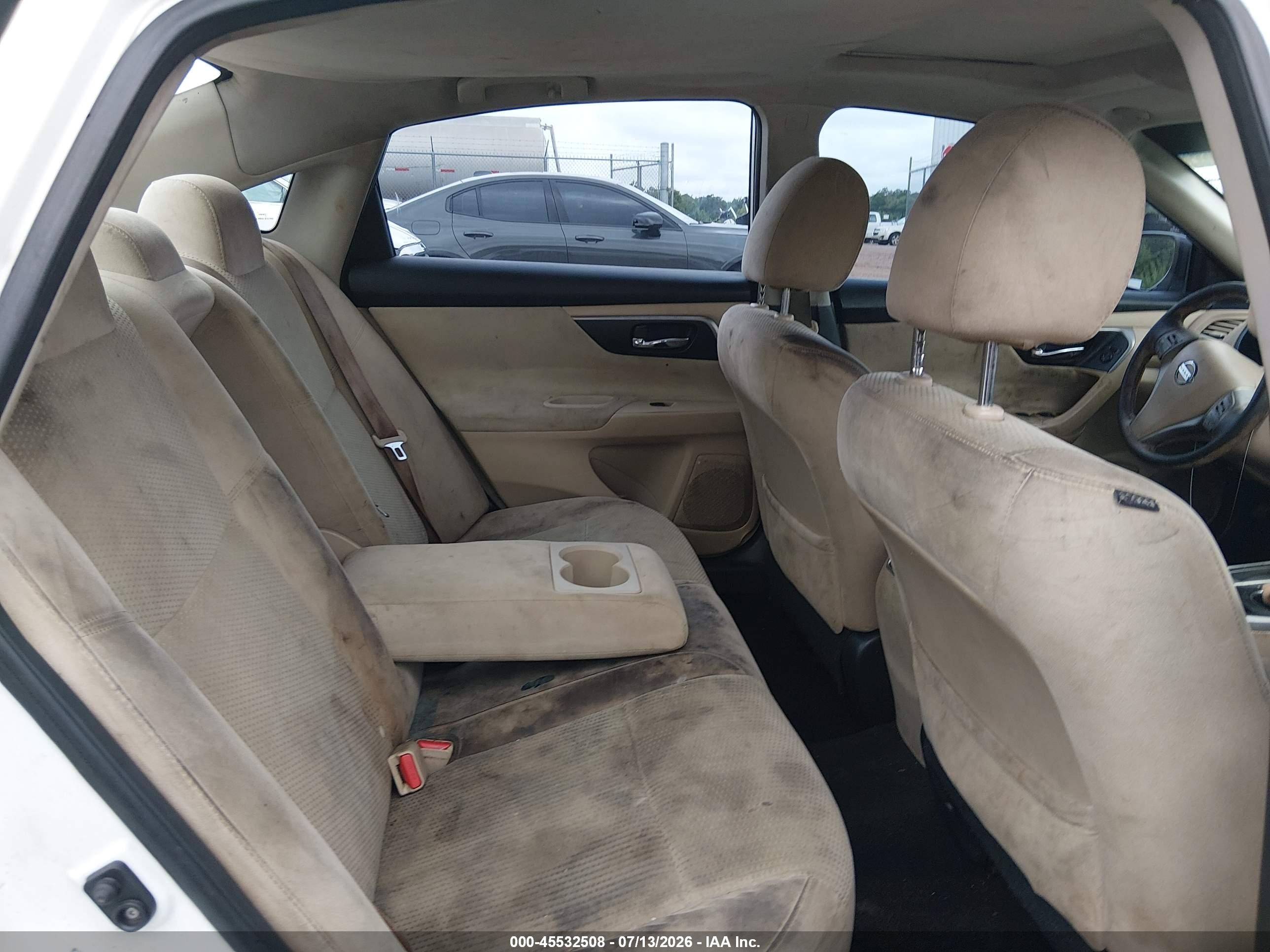 2015 Nissan Altima 2.5 Sv White vin: 1N4AL3AP5FC145010