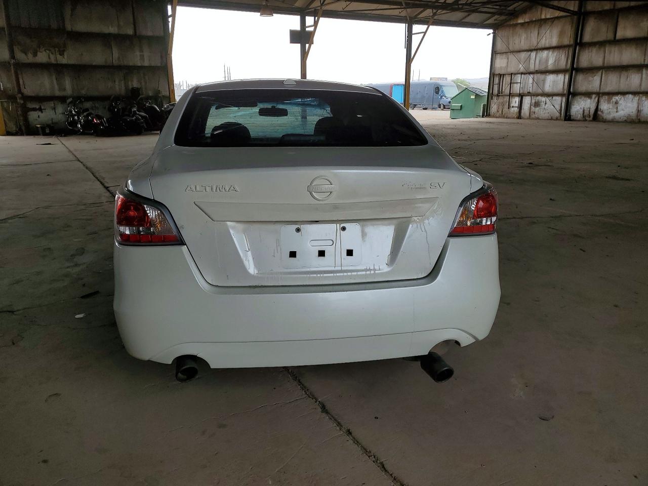 2015 Nissan Altima 2.5 Sv White vin: 1N4AL3AP5FC156363