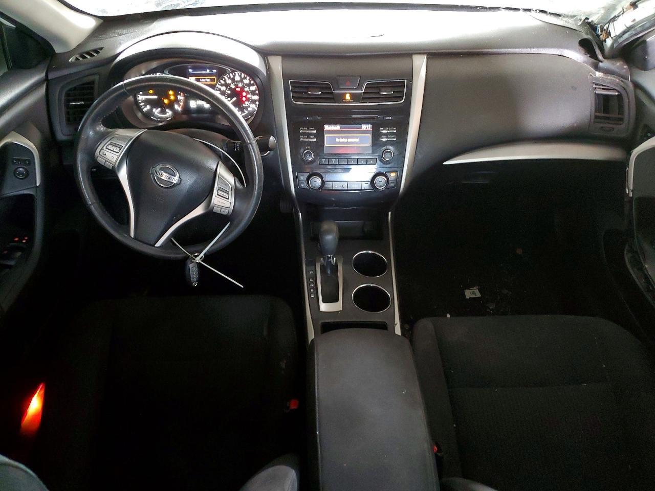 2015 Nissan Altima 2.5 Sv White vin: 1N4AL3AP5FC156363