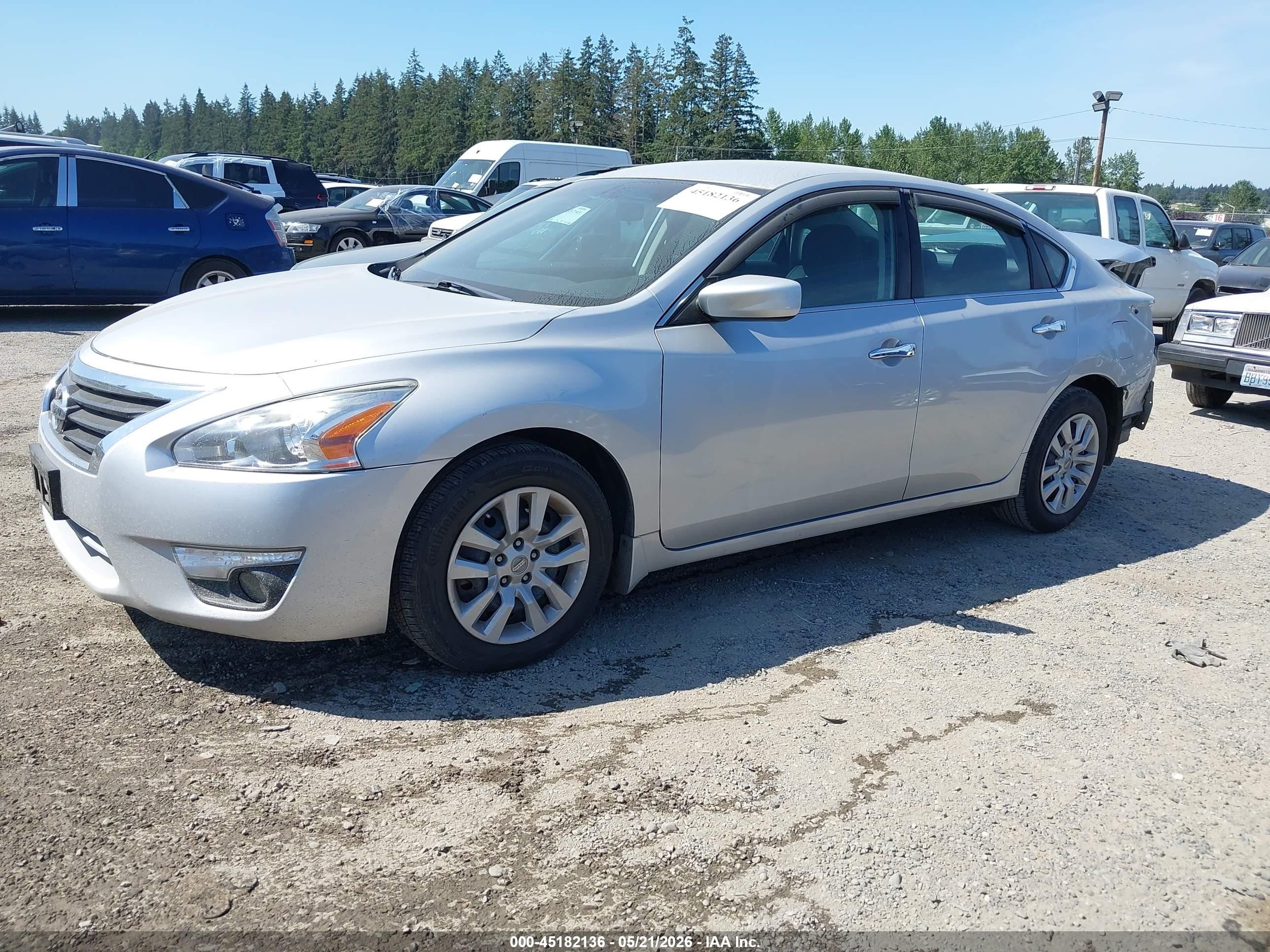 2015 Nissan Altima 2.5 S Silver vin: 1N4AL3AP5FC166150