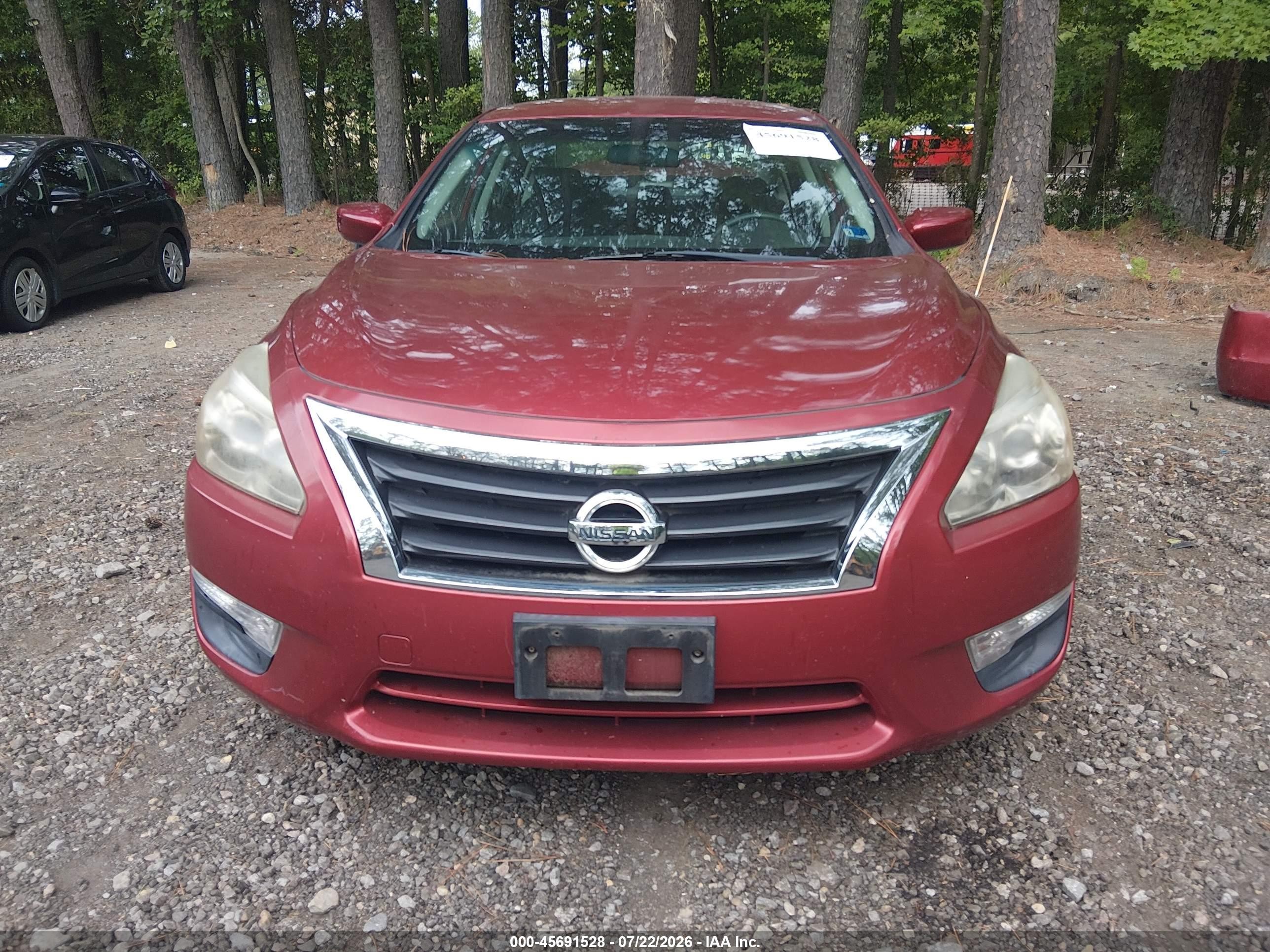 2015 Nissan Altima 2.5/2.5 S/2.5 Sl/2.5 Sv Red vin: 1N4AL3AP5FC171106